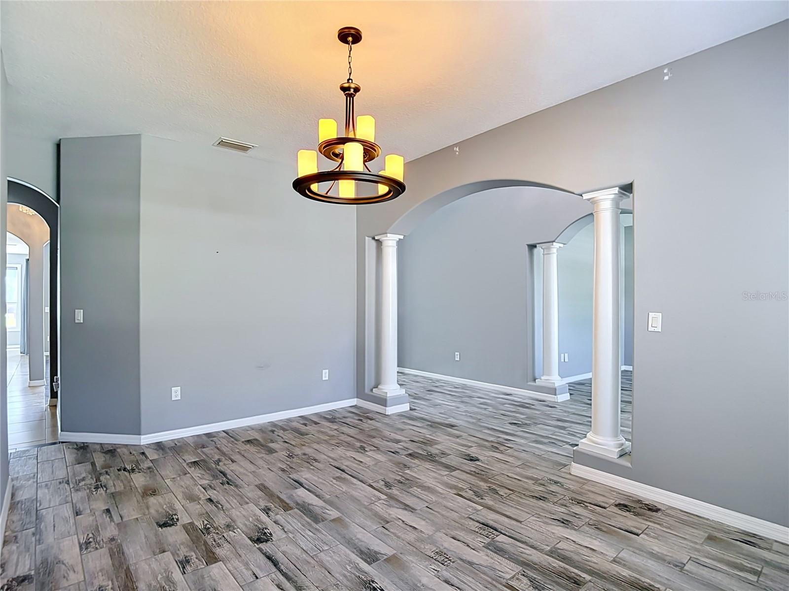 4736 POINTE O WOODS DR — photo 19