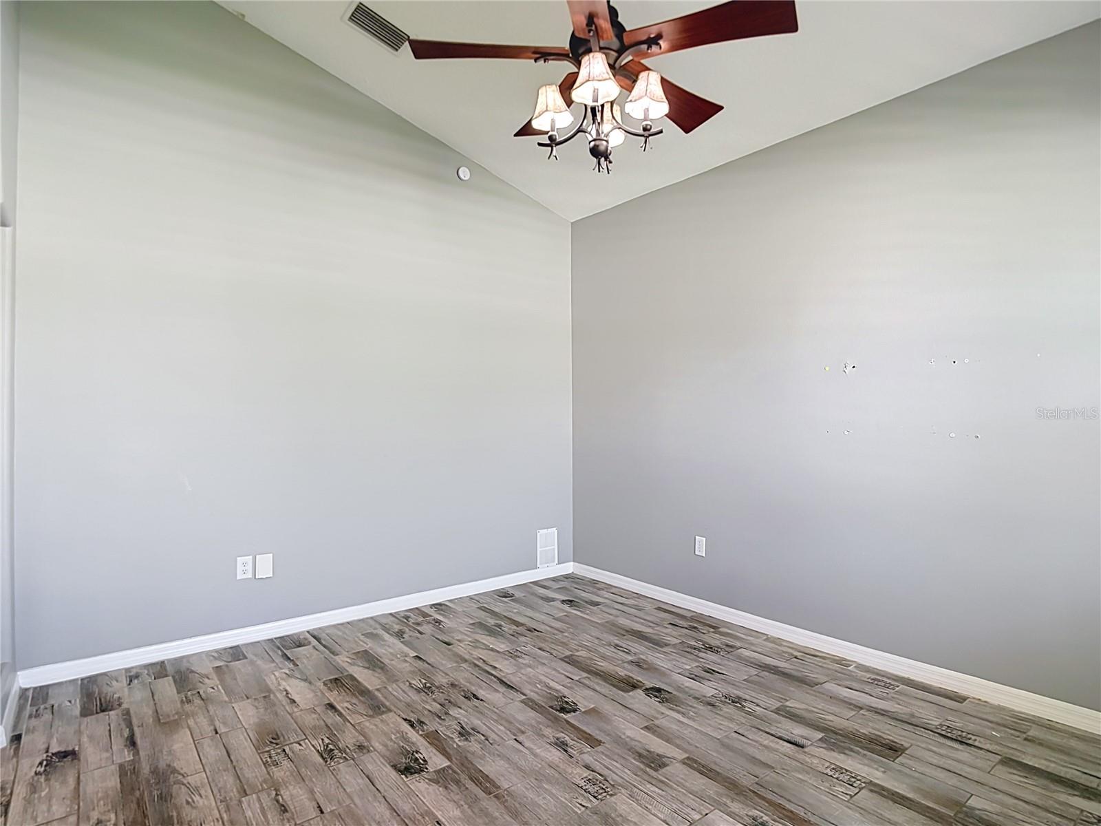 4736 POINTE O WOODS DR — photo 13