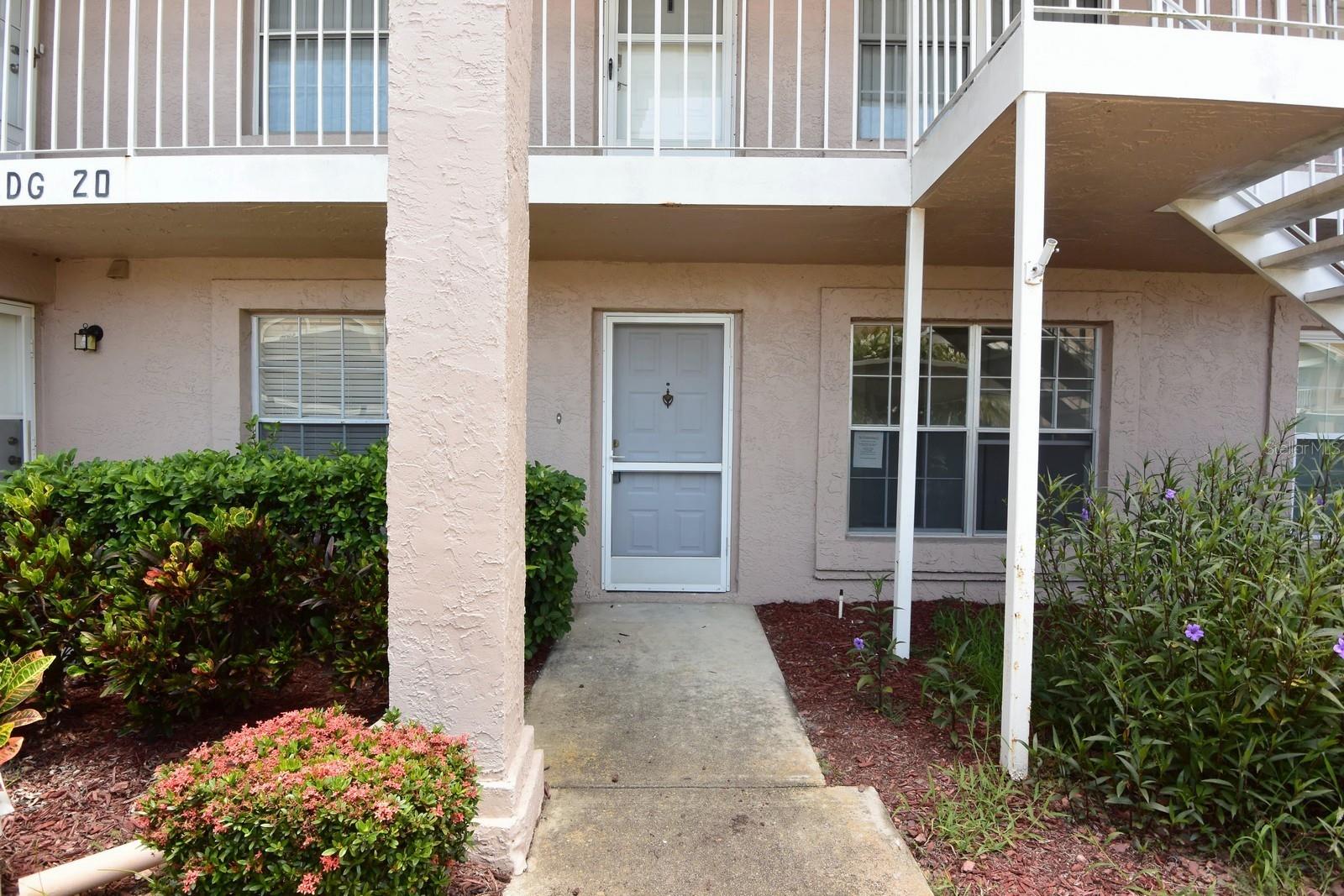 4908 MYRTLE OAK DR #12 — photo 3