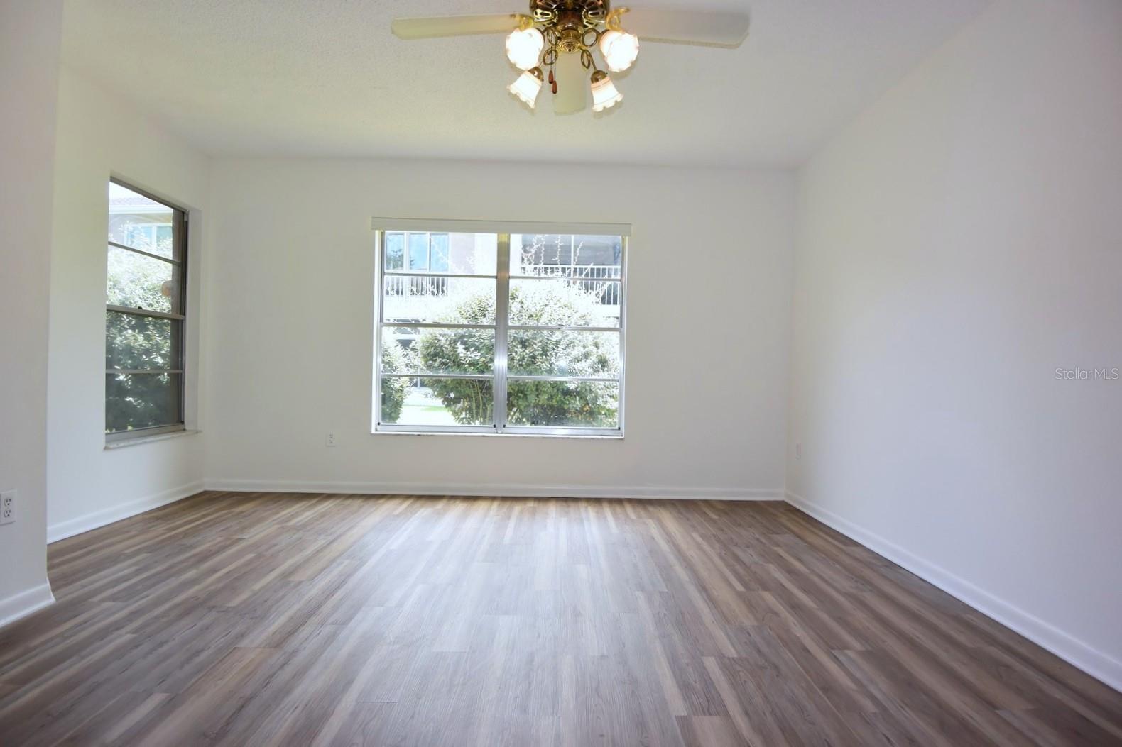 4908 MYRTLE OAK DR #12 — photo 18