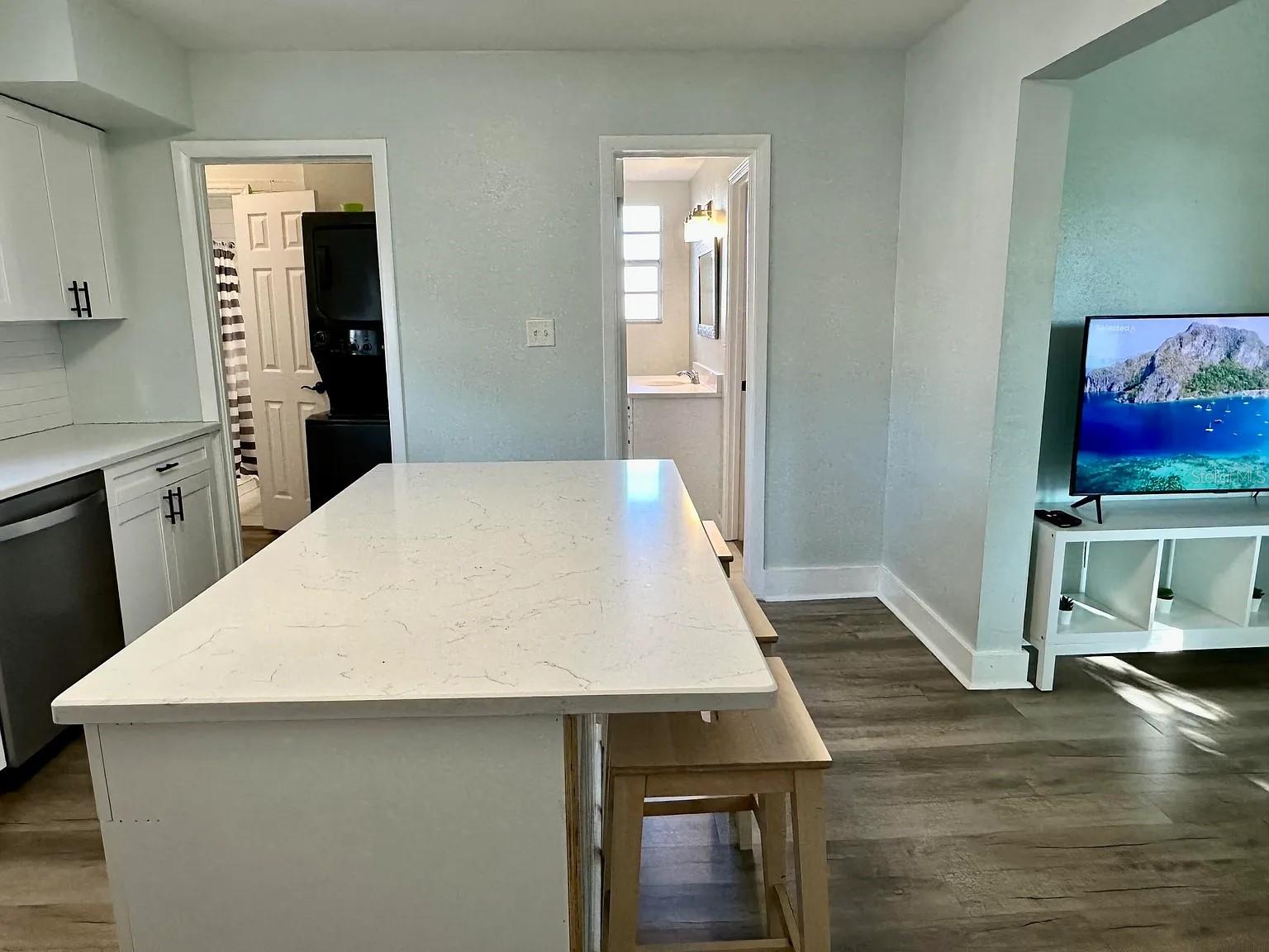 1504 E 33RD AVE — photo 52