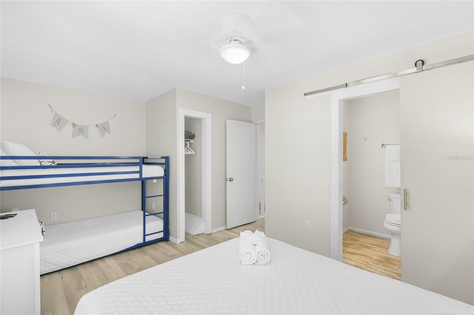 6250 HOLMES BLVD #24 — photo 18