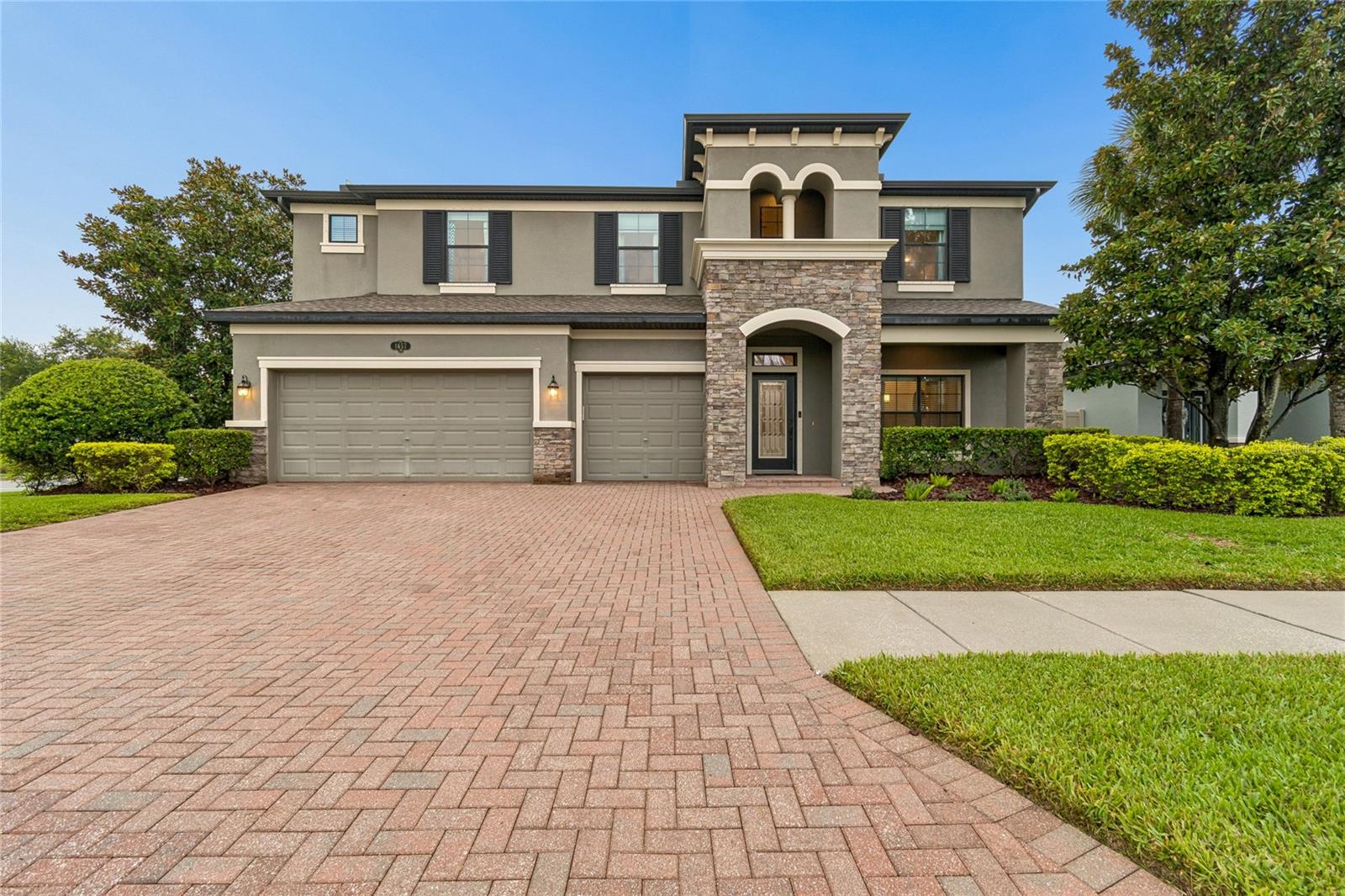 1657 FEATHER GRASS LOOP — photo 3