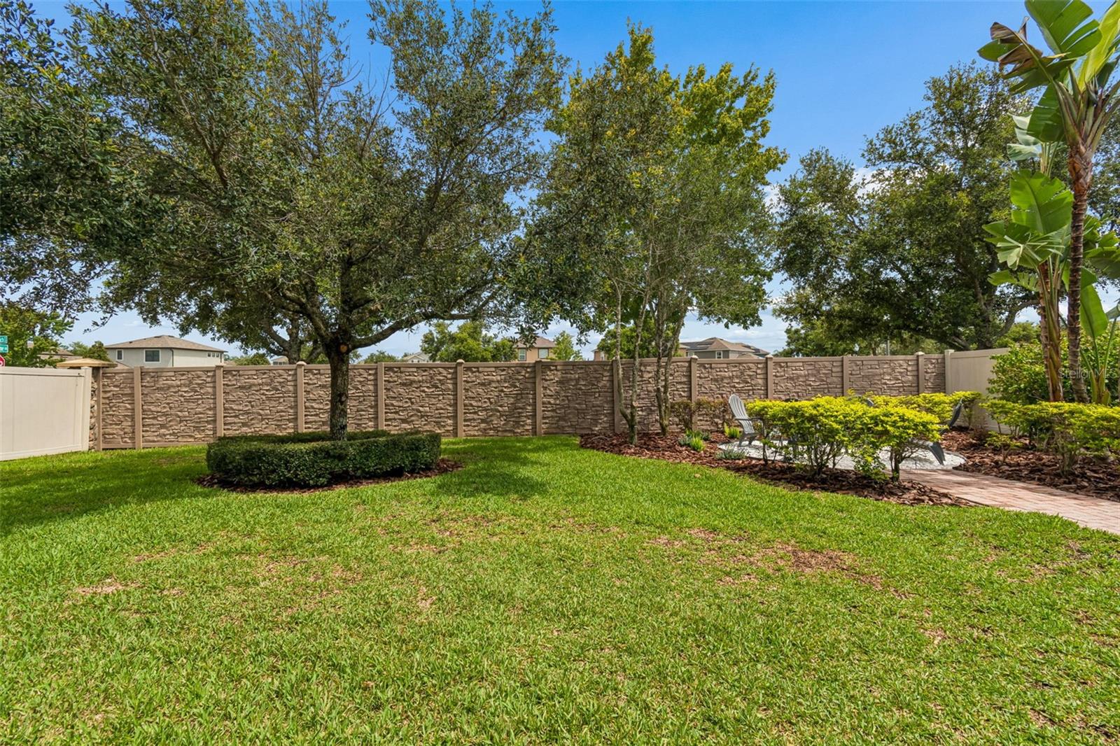 1657 FEATHER GRASS LOOP — photo 78