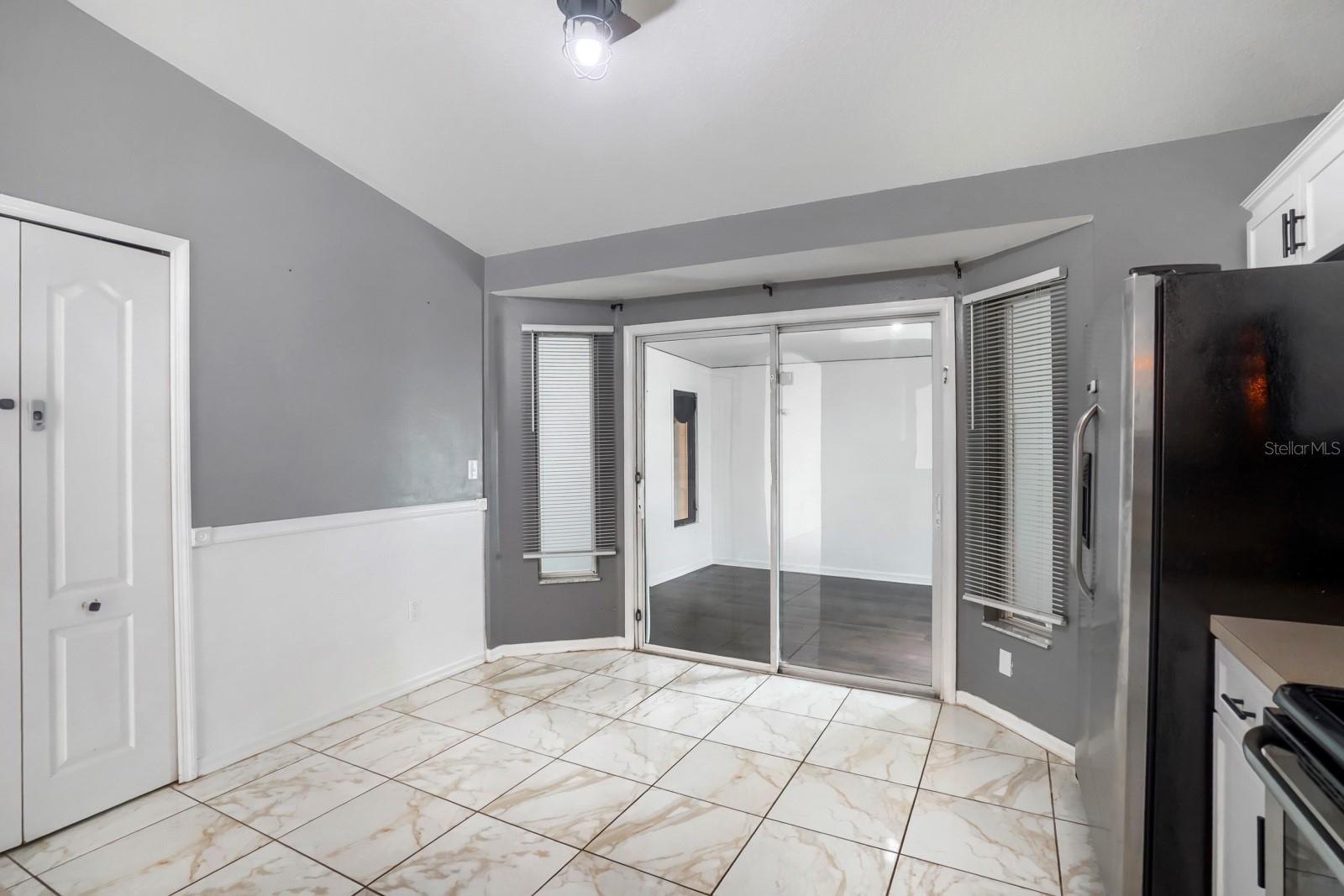701 PERIWINKLE POINTE PL — photo 18