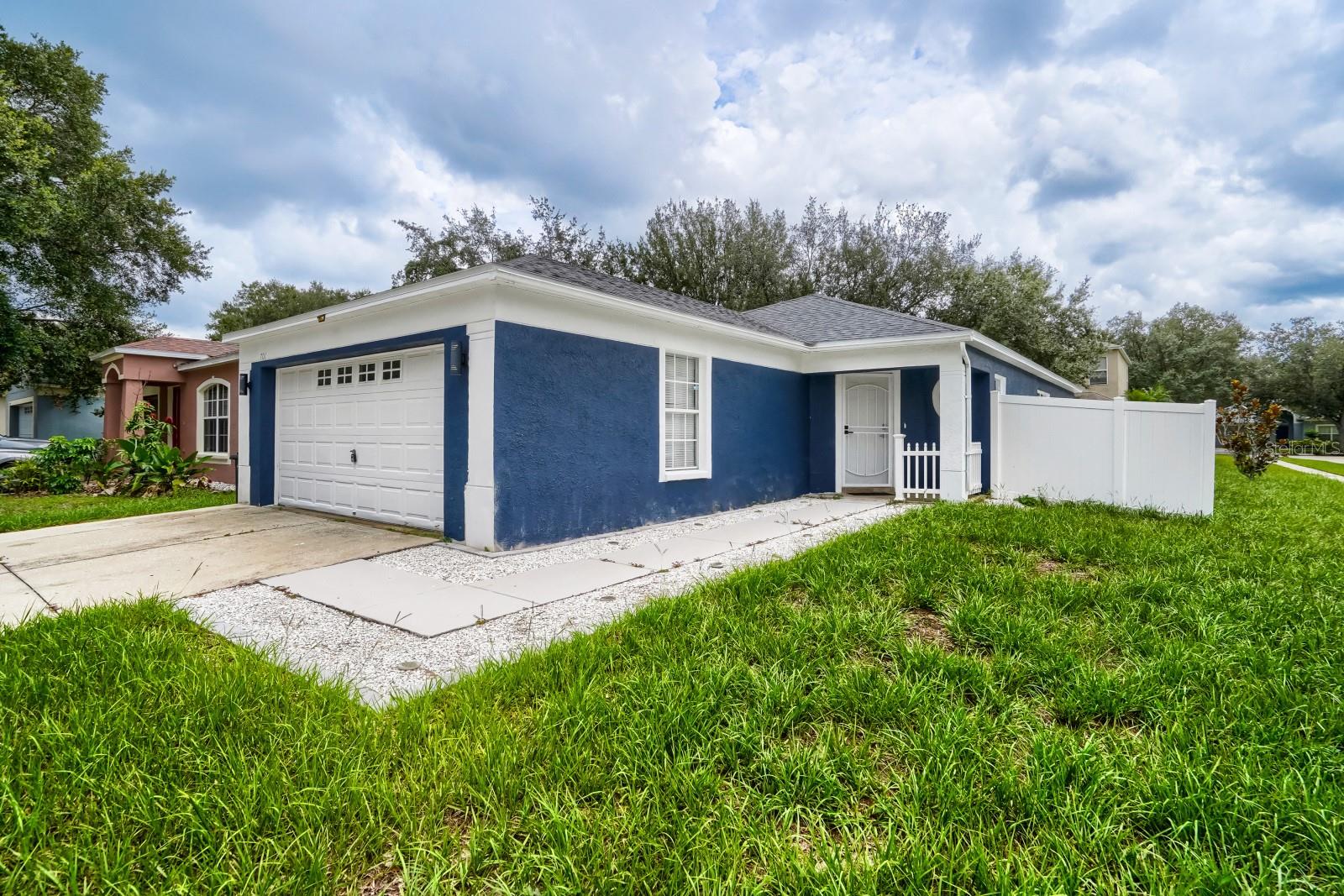 701 PERIWINKLE POINTE PL — photo 3