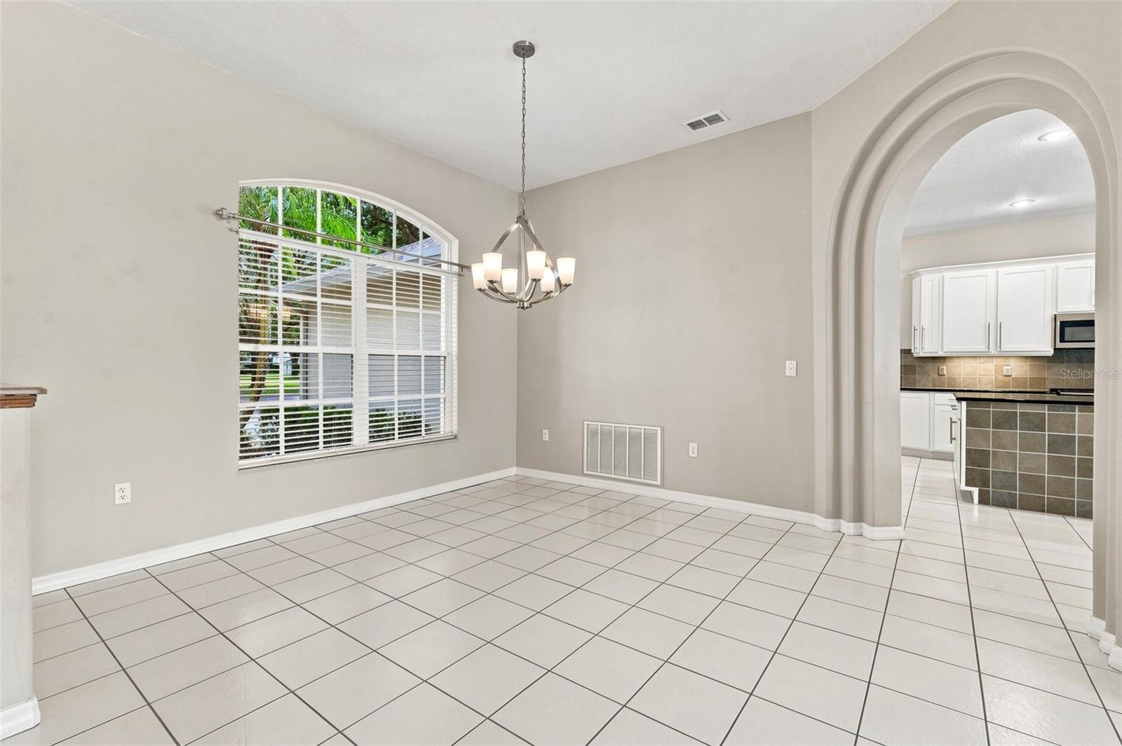 13756 DOWLING LN — photo 11
