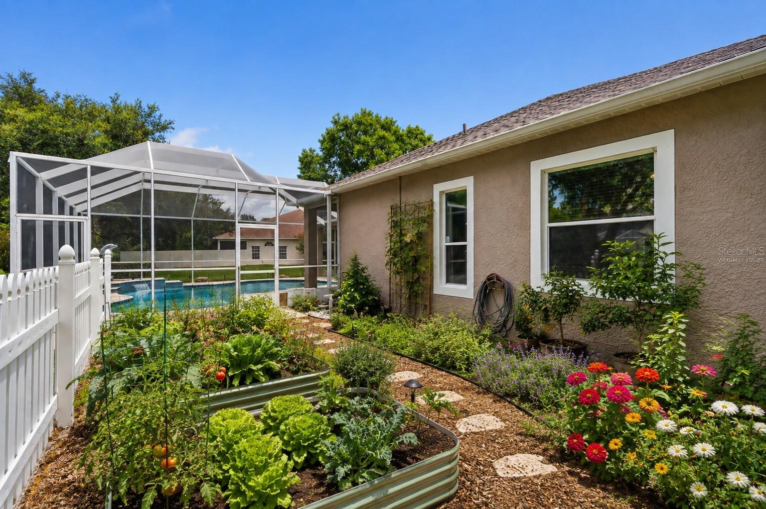 13756 DOWLING LN — photo 64
