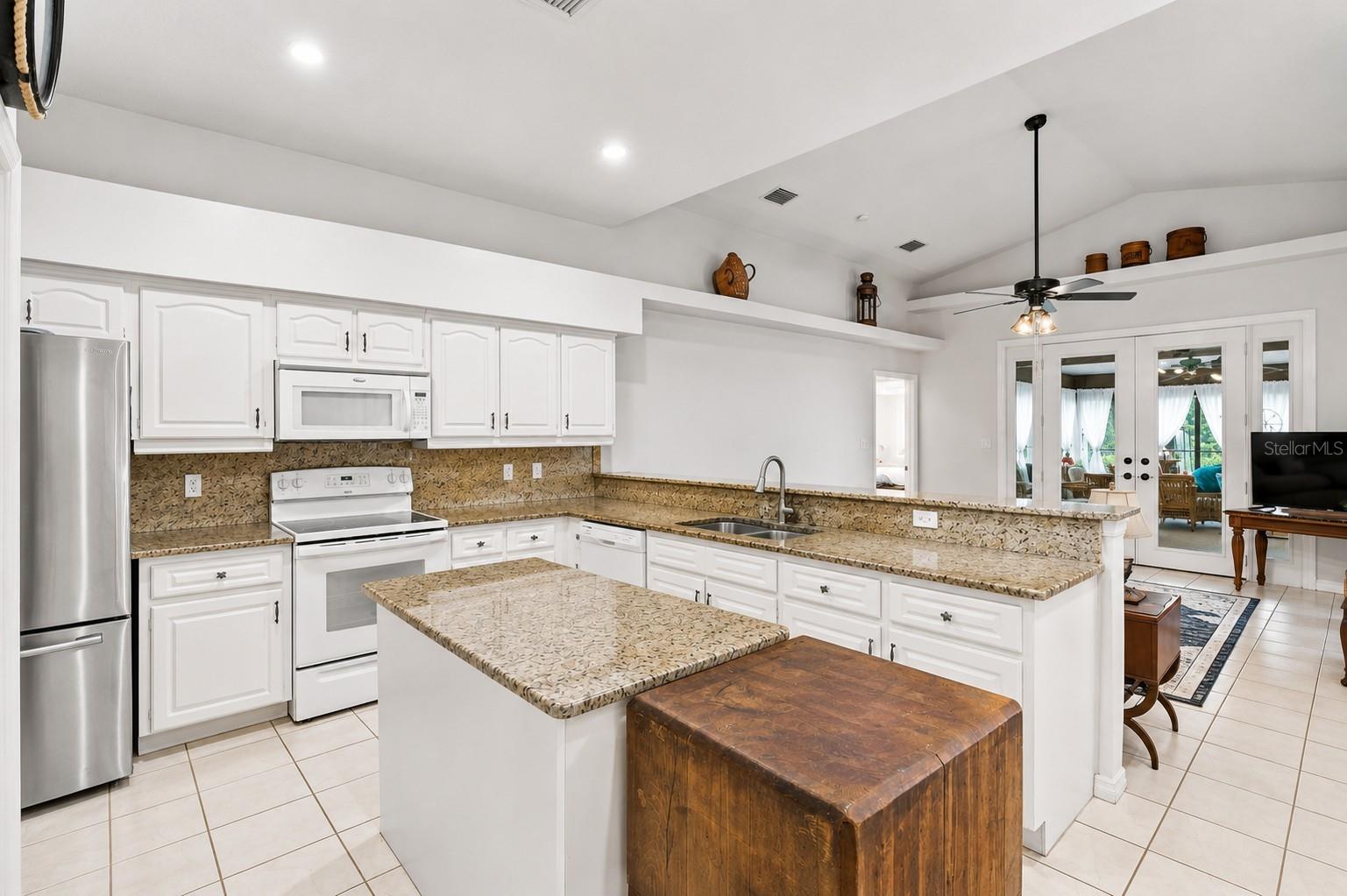 1518 FISHING LAKE DR — photo 7
