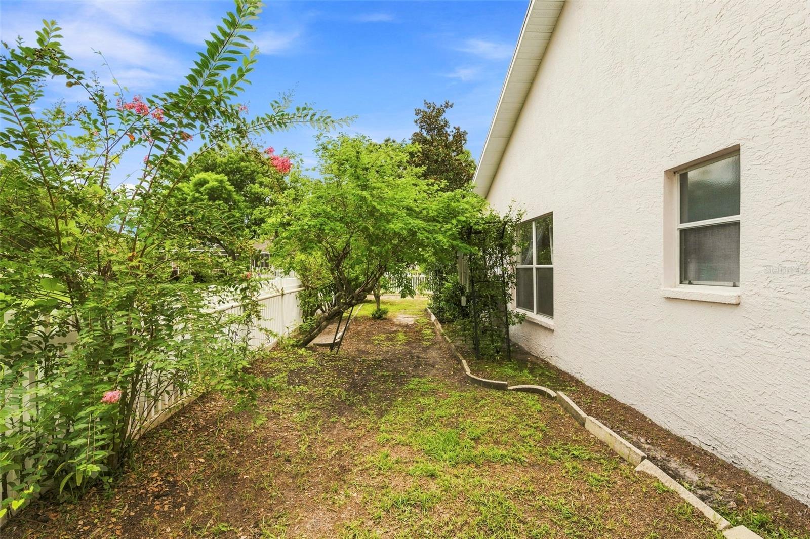 1518 FISHING LAKE DR — photo 48
