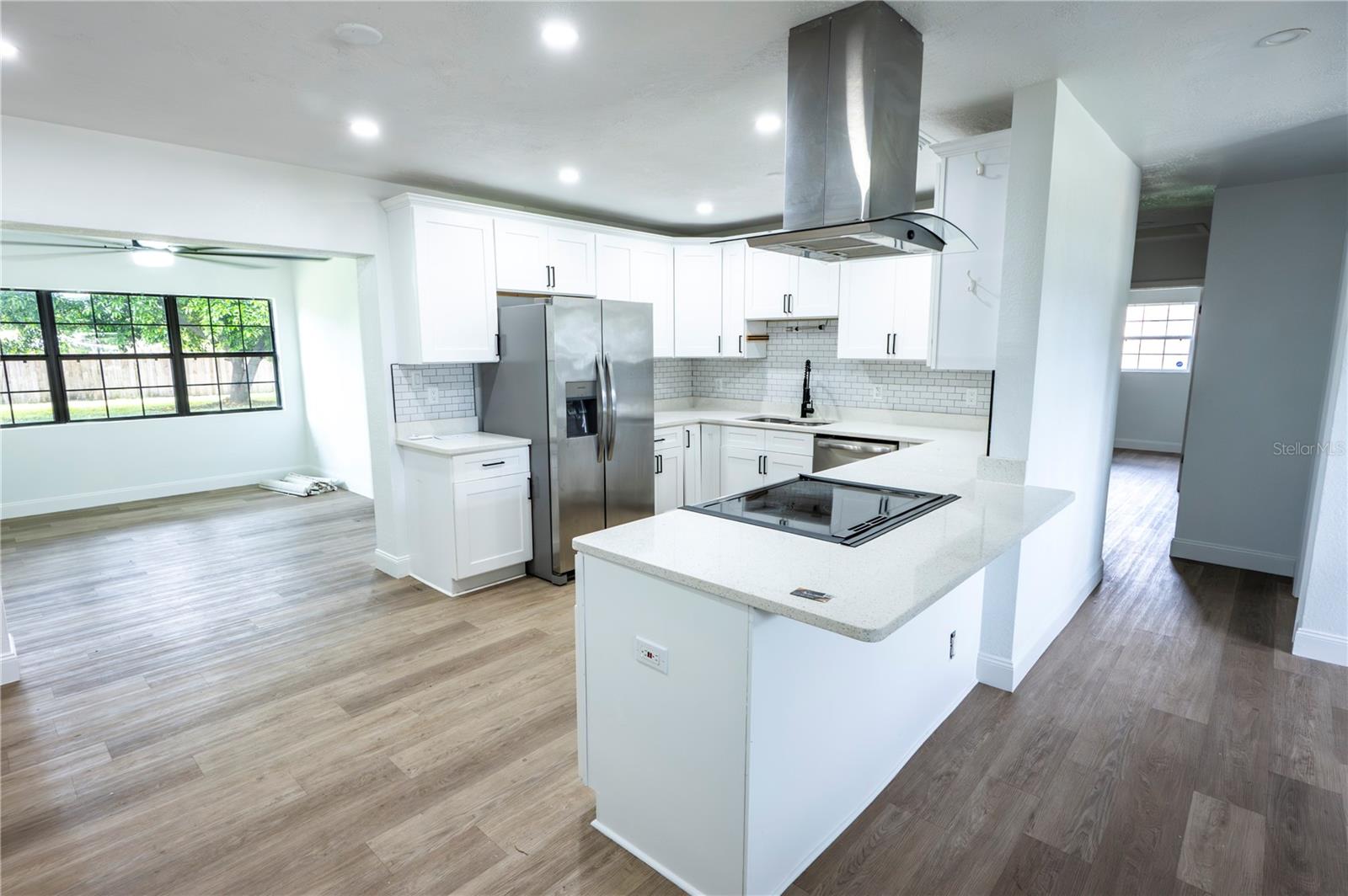 4104 W WISCONSIN AVE — photo 5