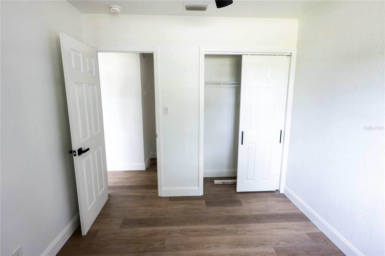 4104 W WISCONSIN AVE — photo 23