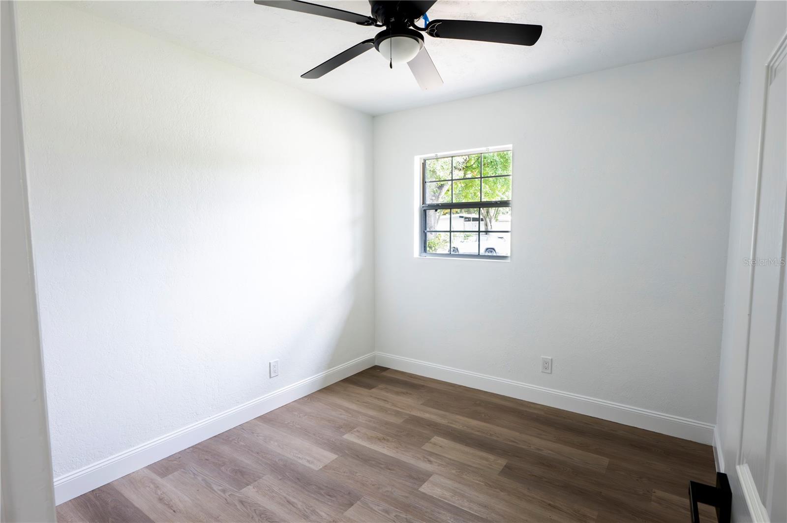 4104 W WISCONSIN AVE — photo 22