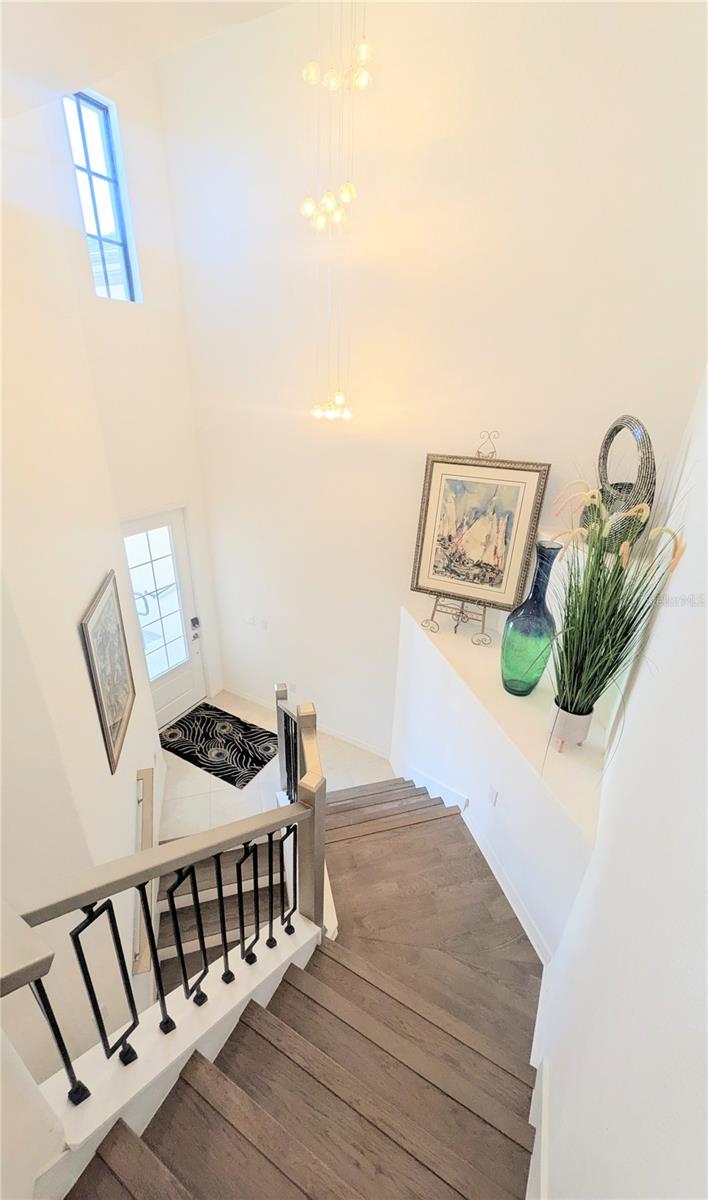 5639 N HONORE AVE #222 — photo 4