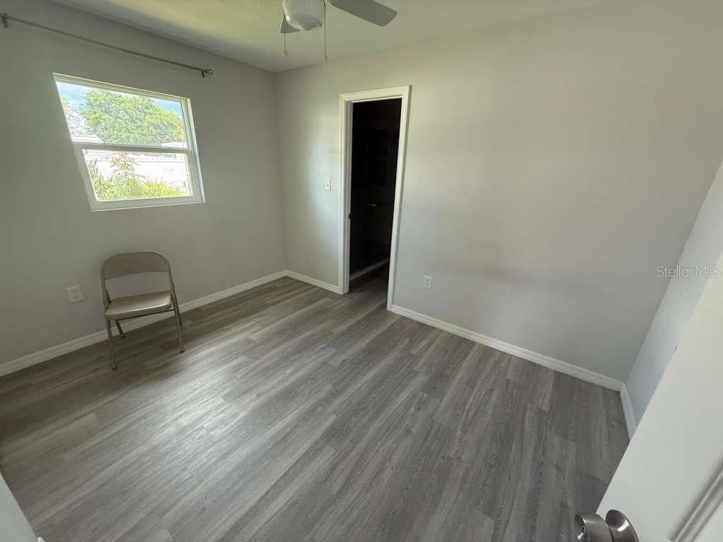 1402 4TH AVE NE — photo 8