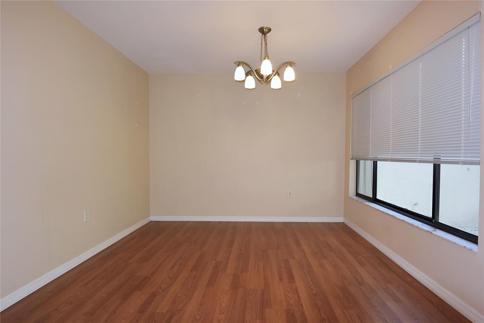 5645 HAMILTON HARBOR DR — photo 8