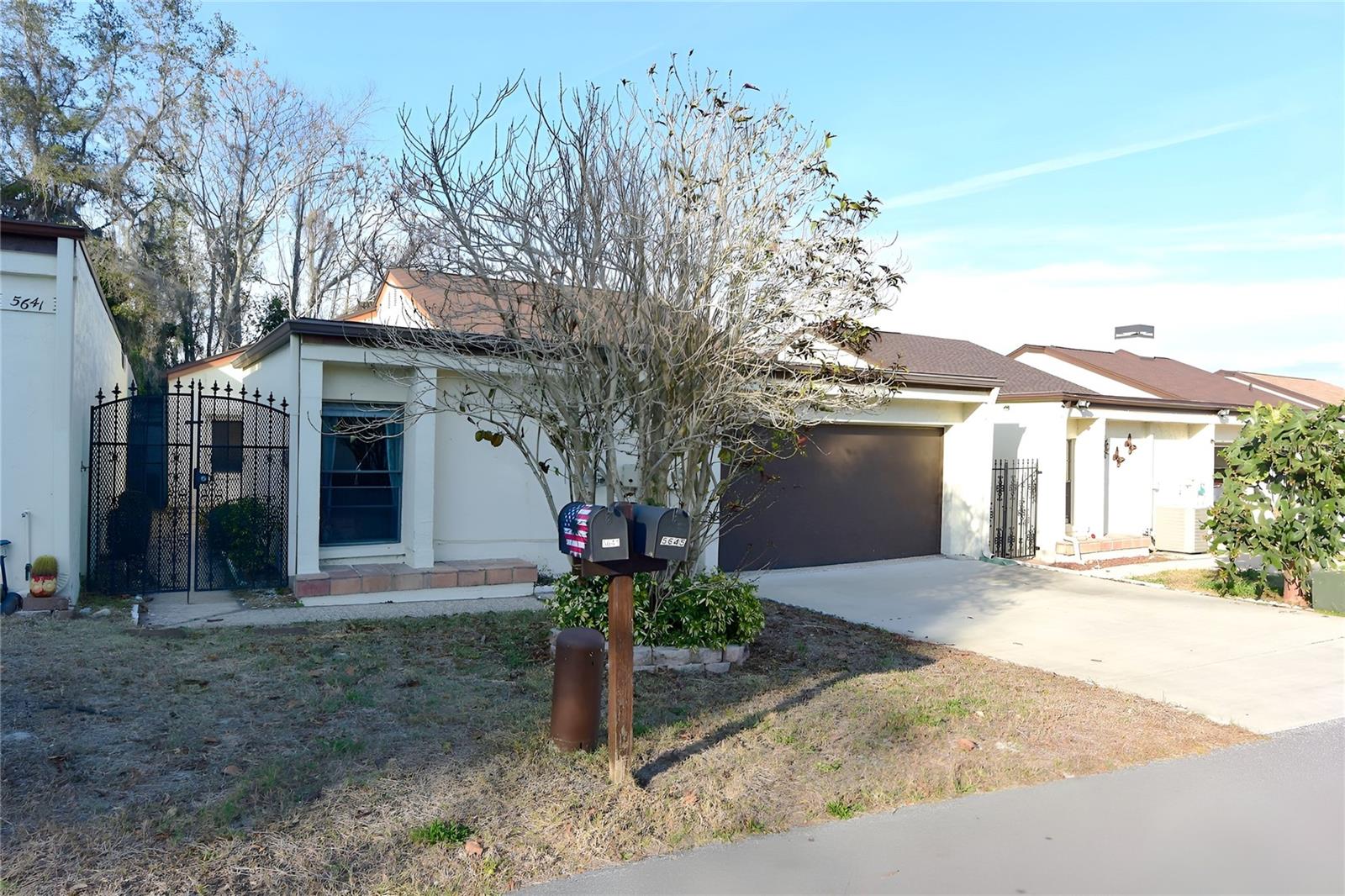5645 HAMILTON HARBOR DR — photo 35