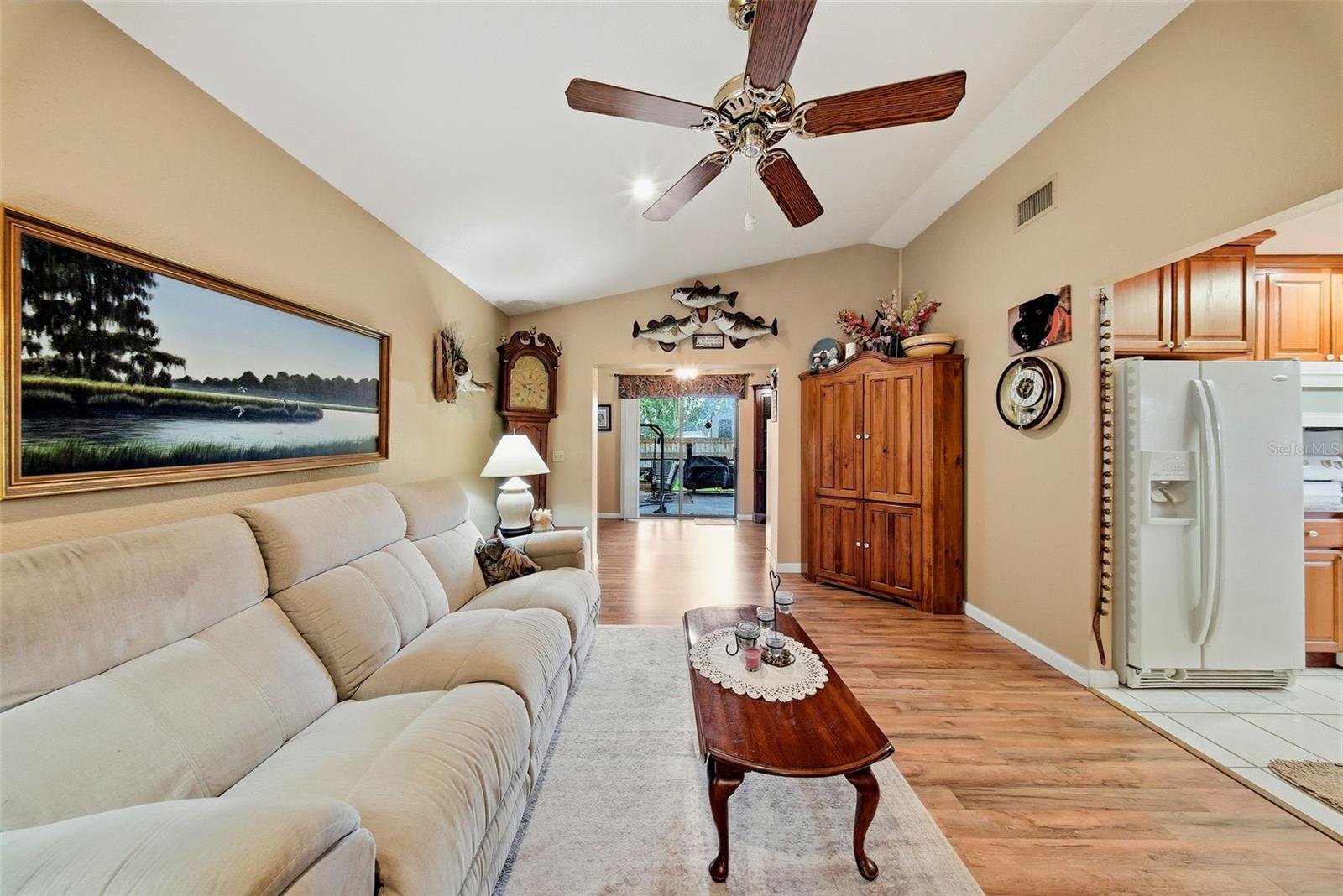 38648 FERM CIR — photo 5