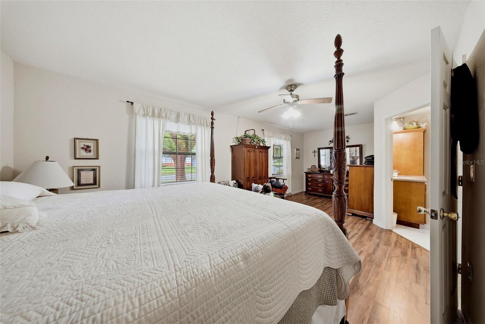 38648 FERM CIR — photo 15