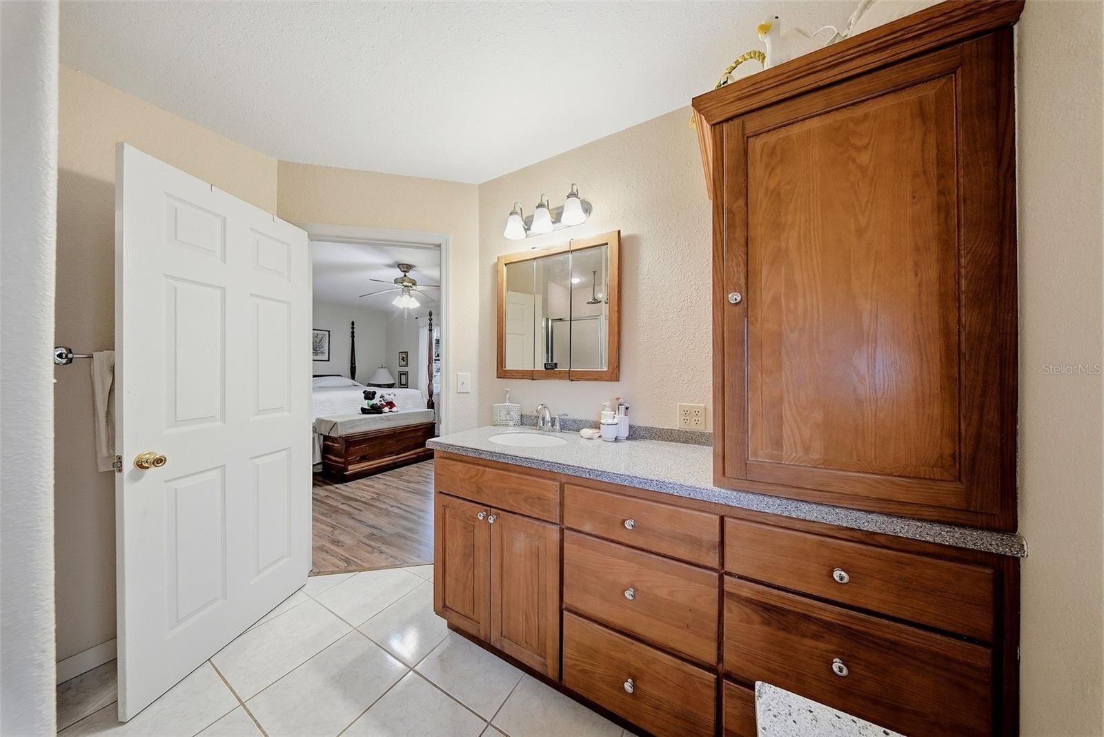 38648 FERM CIR — photo 17
