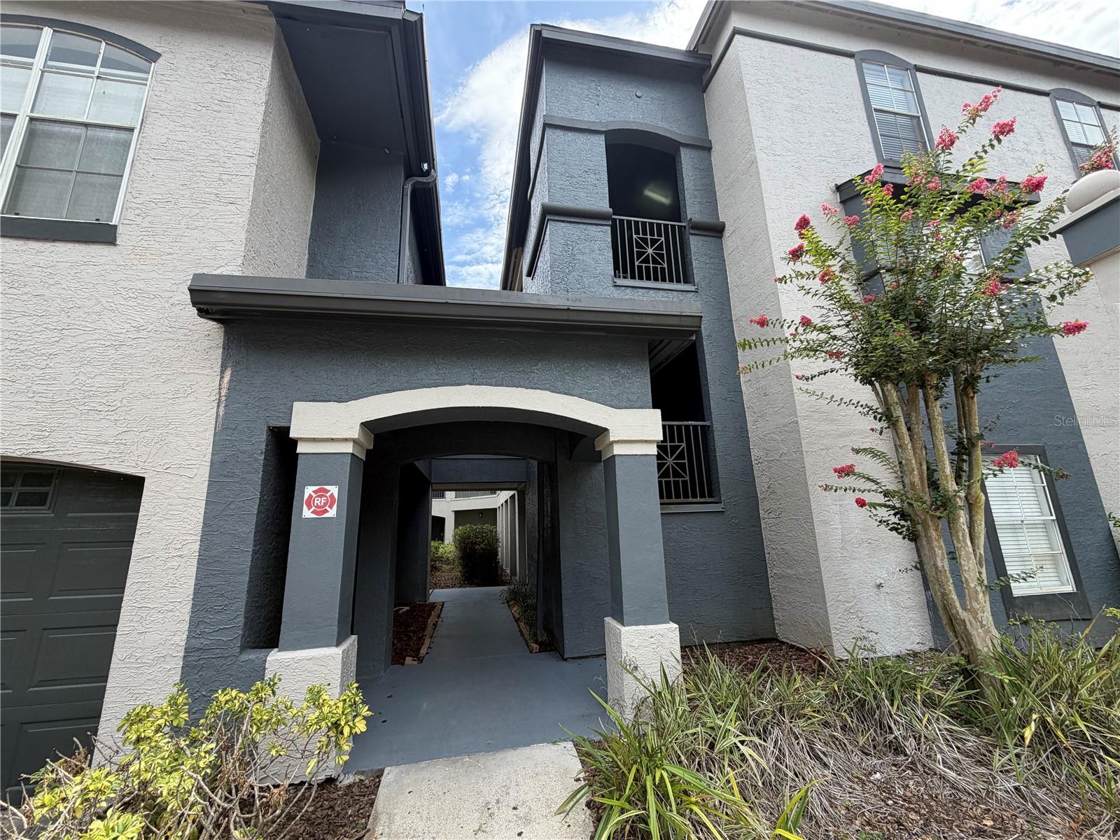 13210 ARBOR ISLE DR #102 — photo 2