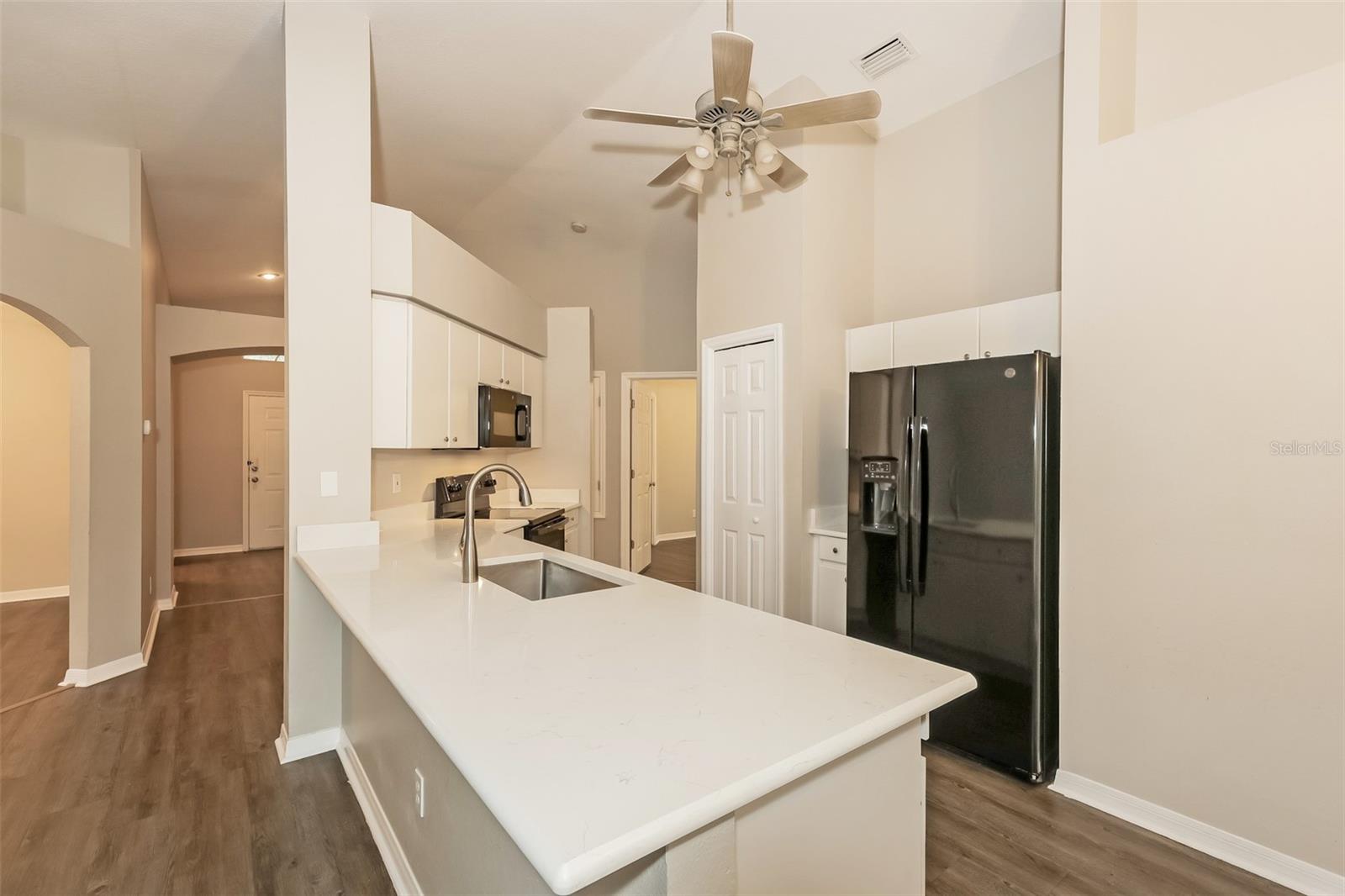823 ROCKY MOUNTAIN CT — photo 9