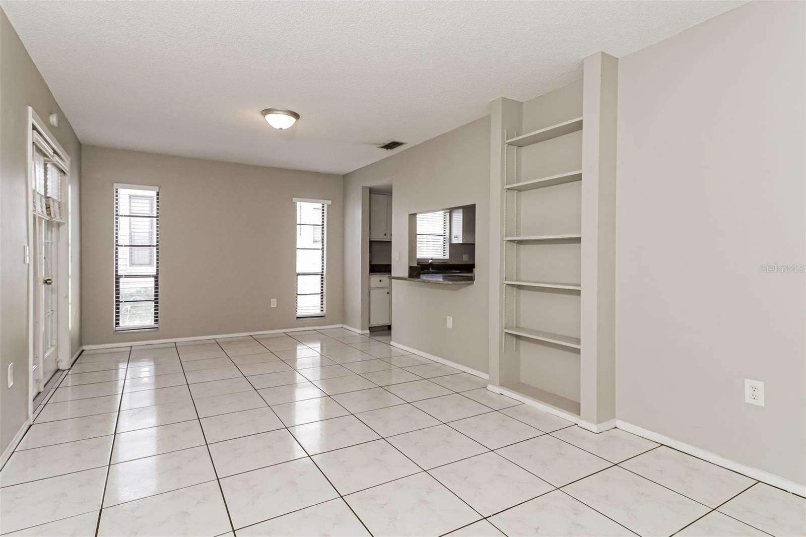 11322 WOLF CT — photo 4