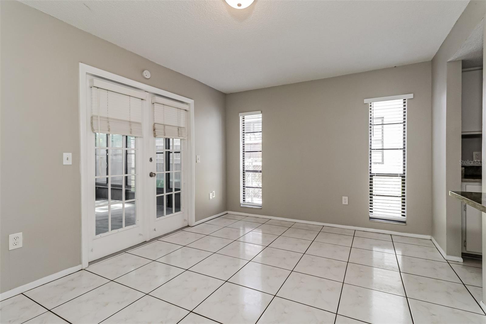 11322 WOLF CT — photo 5