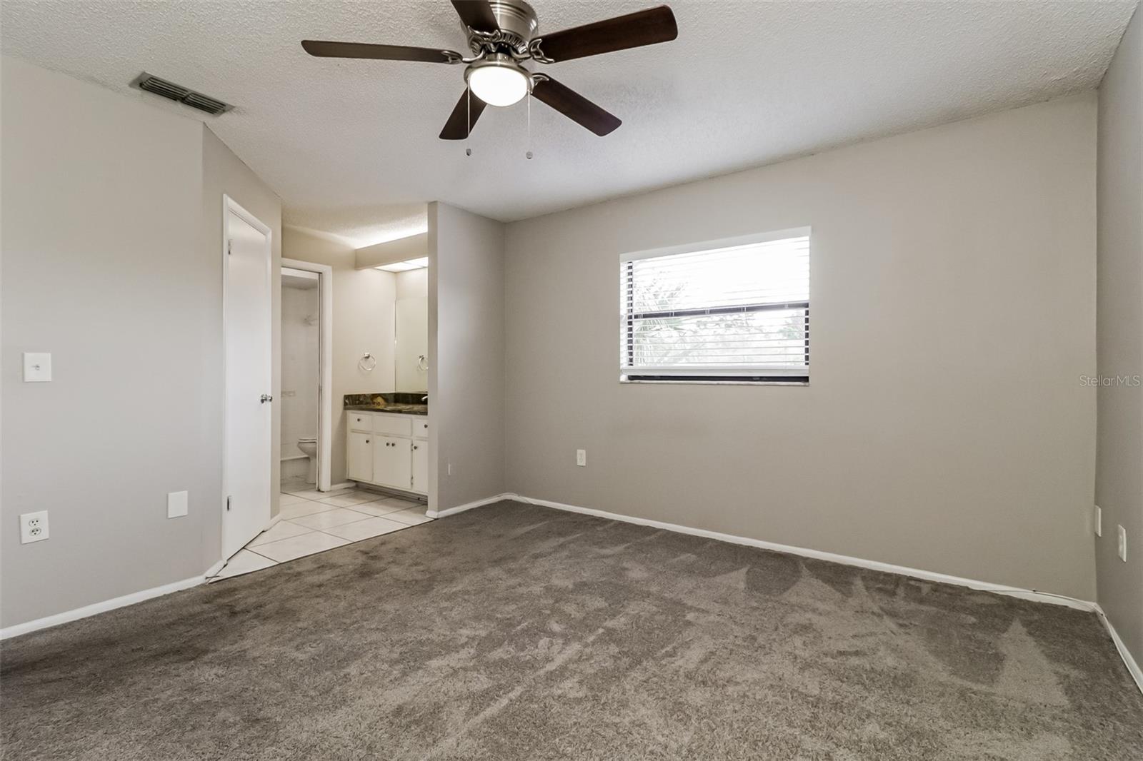 11322 WOLF CT — photo 11