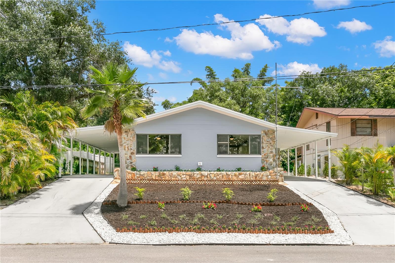 1435 WEGMANN DR — photo 3