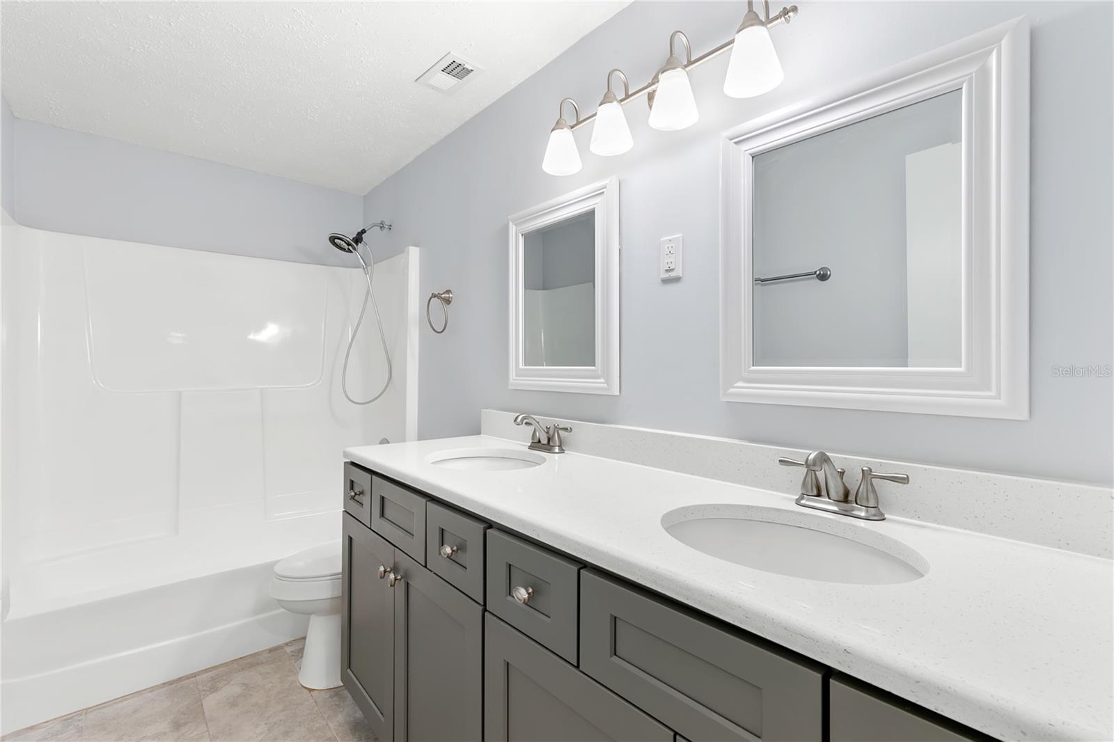 1435 WEGMANN DR — photo 15