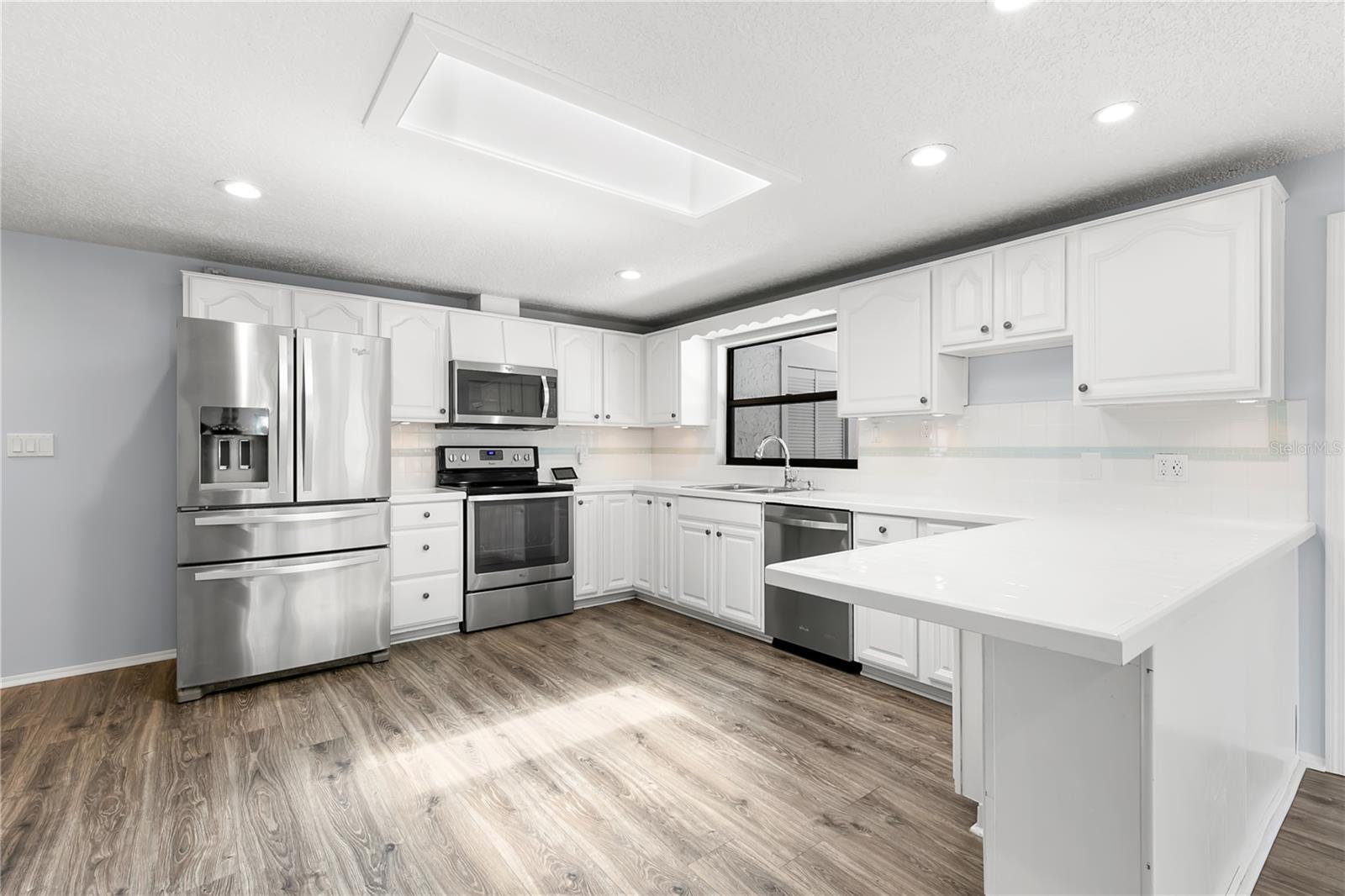 1435 WEGMANN DR — photo 11