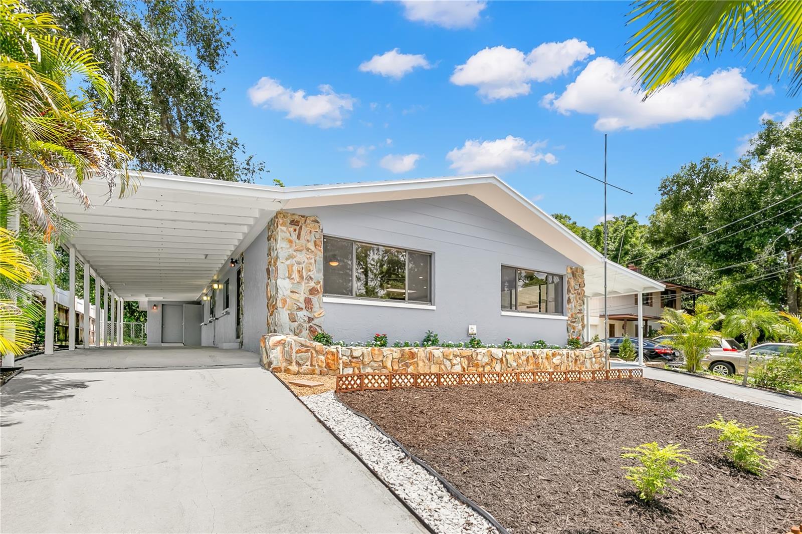 1435 WEGMANN DR — photo 4