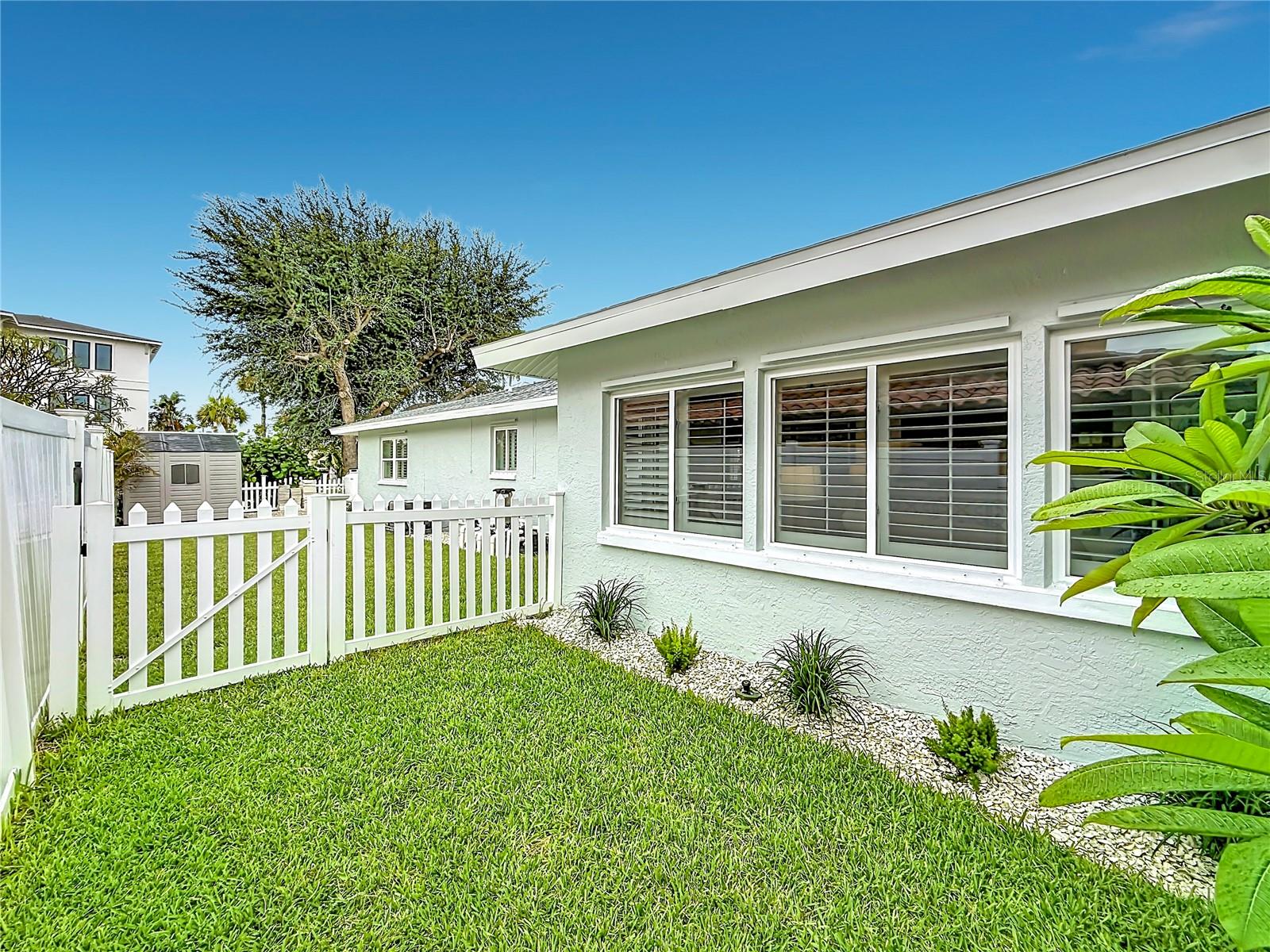 2931 ALTON DR — photo 33