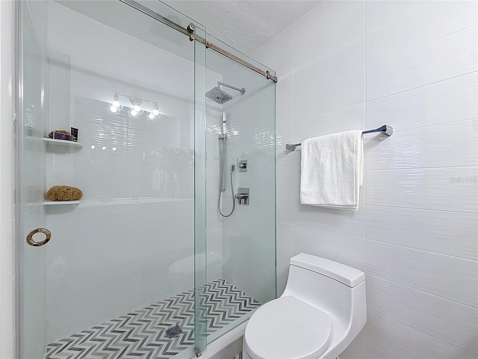 2931 ALTON DR — photo 15