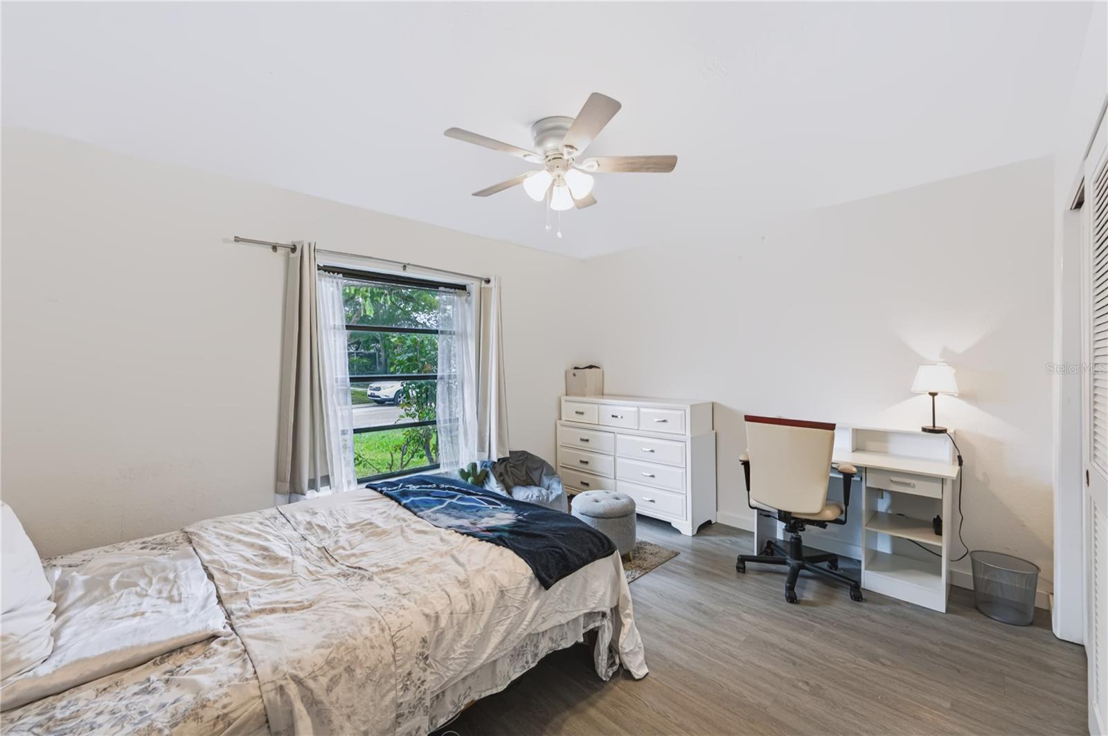 9520 LAKE CHRISTINA LN — photo 33