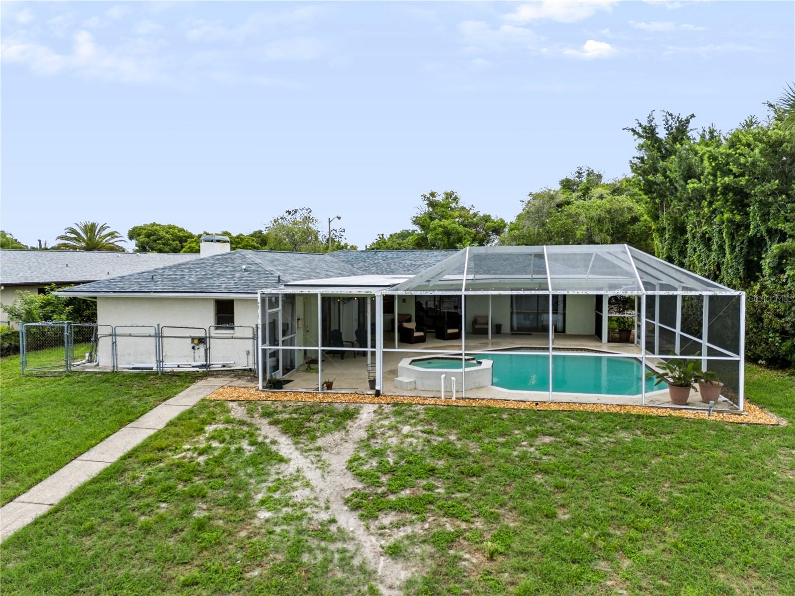 9520 LAKE CHRISTINA LN — photo 46
