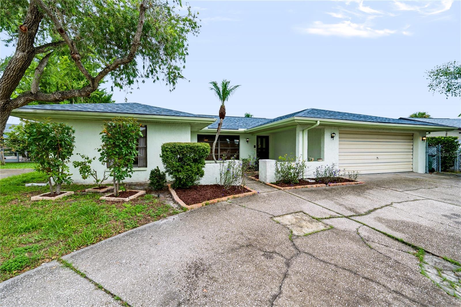 9520 LAKE CHRISTINA LN — photo 48