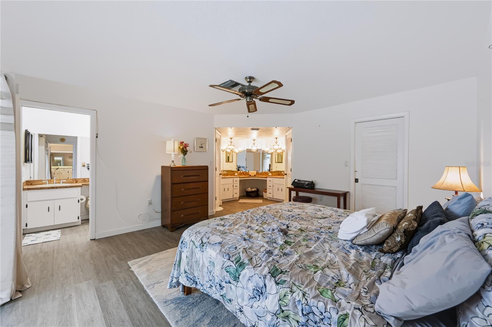 9520 LAKE CHRISTINA LN — photo 23
