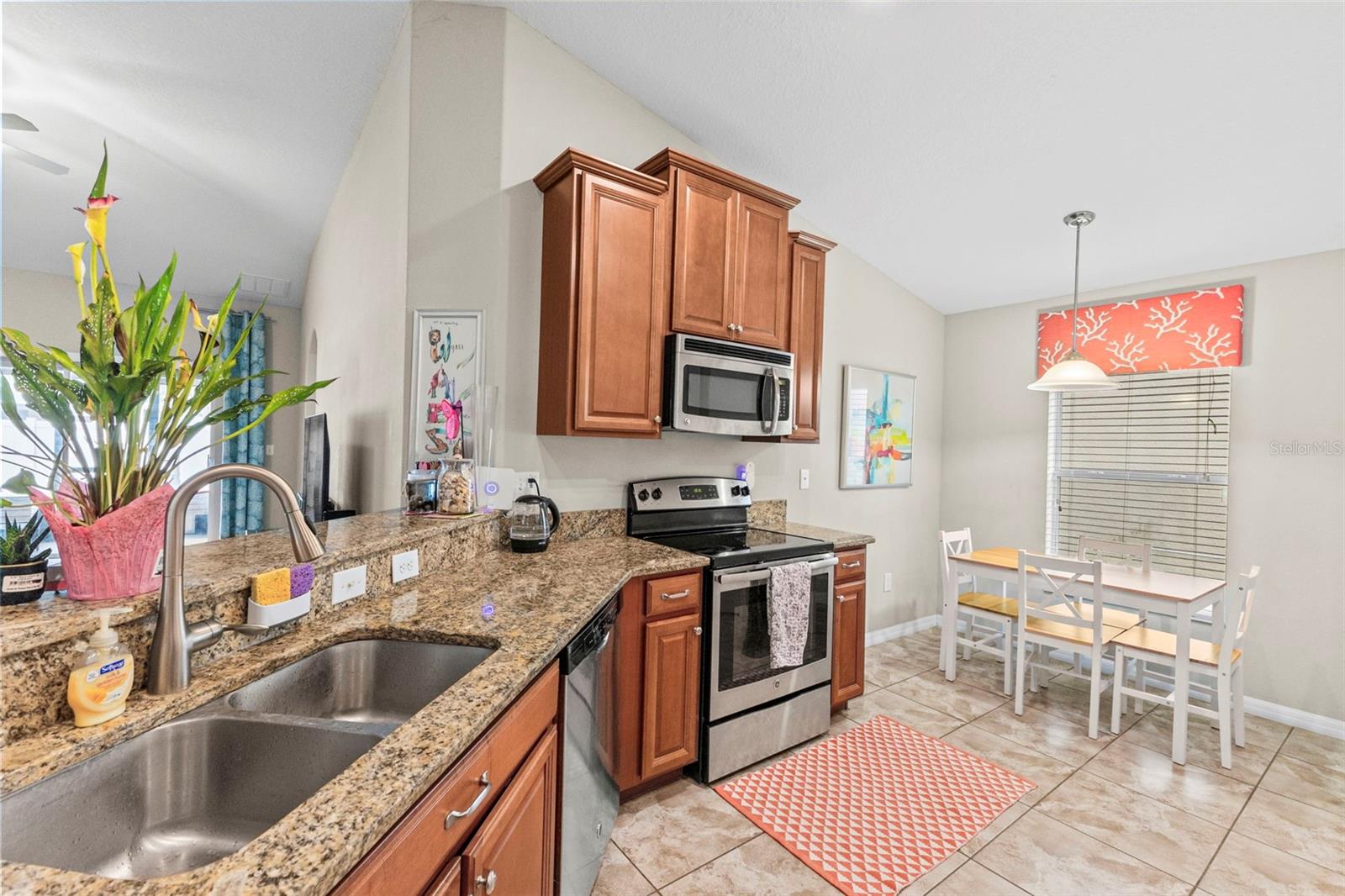 12211 BALLENTRAE FOREST DR — photo 7