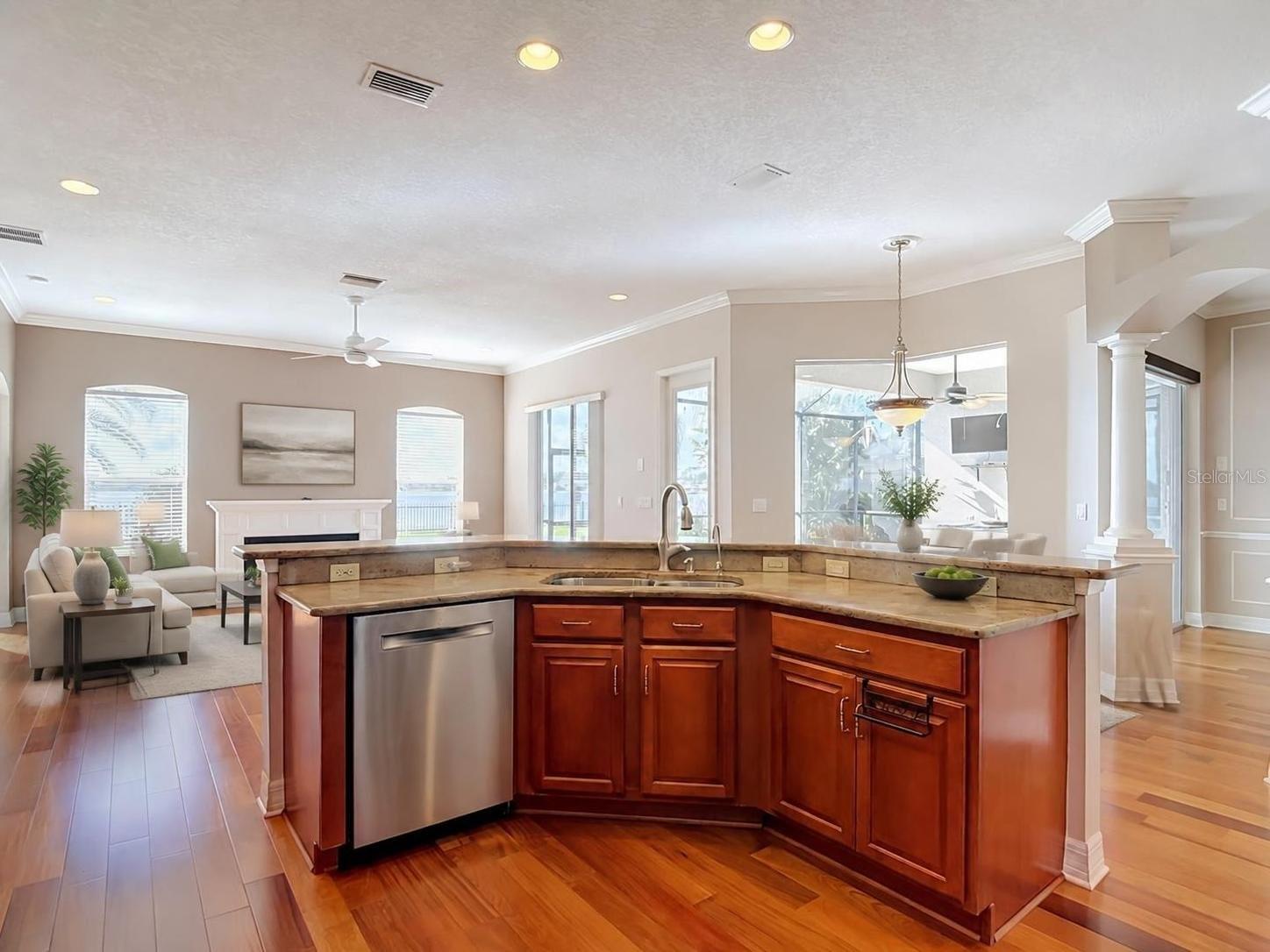 16215 IVY LAKE DR — photo 15