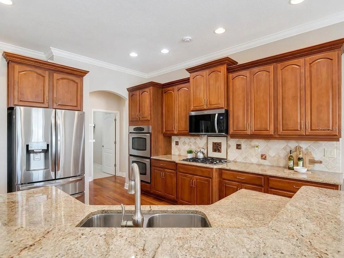 16215 IVY LAKE DR — photo 18
