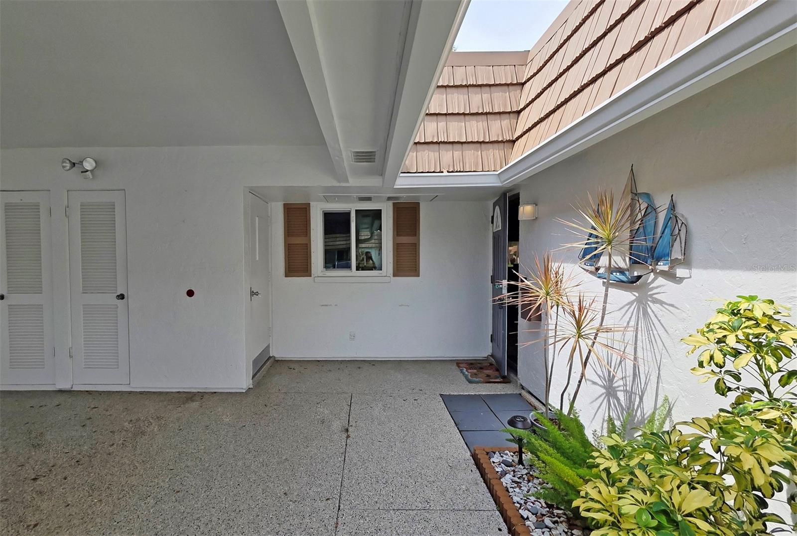 5468 RIVERBLUFF CIR #V-40 — photo 3