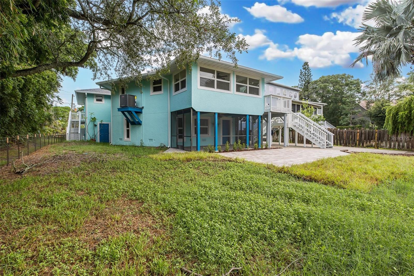 2030 GULFVIEW DR — photo 23