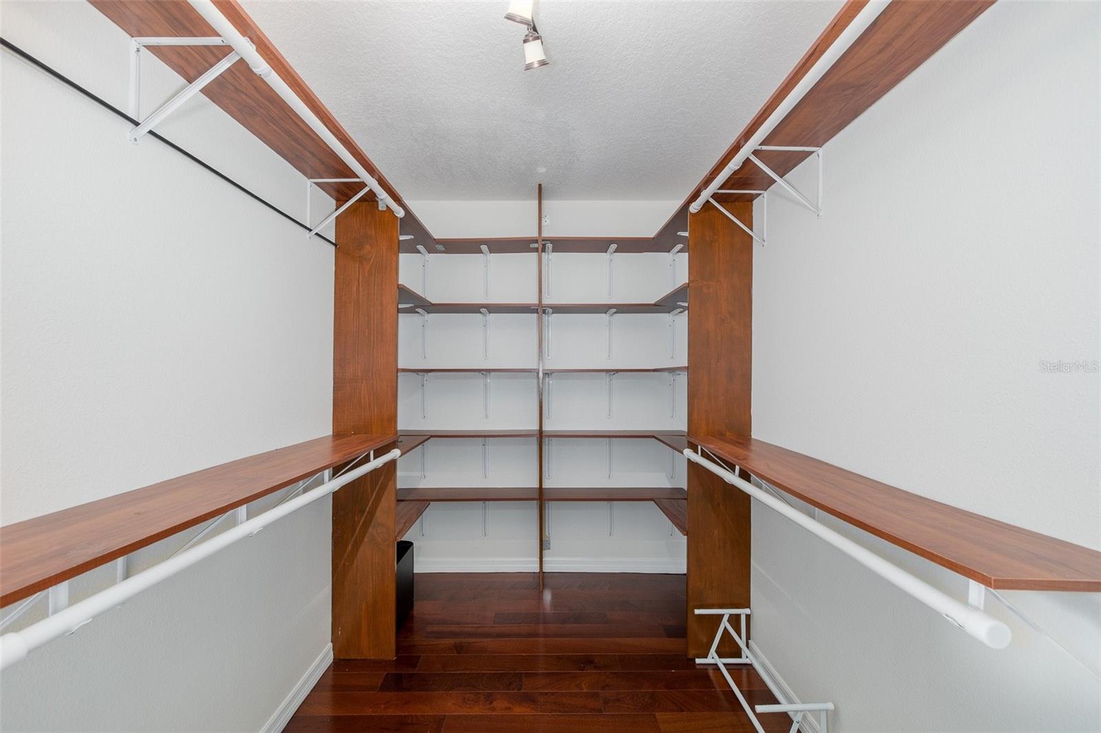 2030 GULFVIEW DR — photo 60
