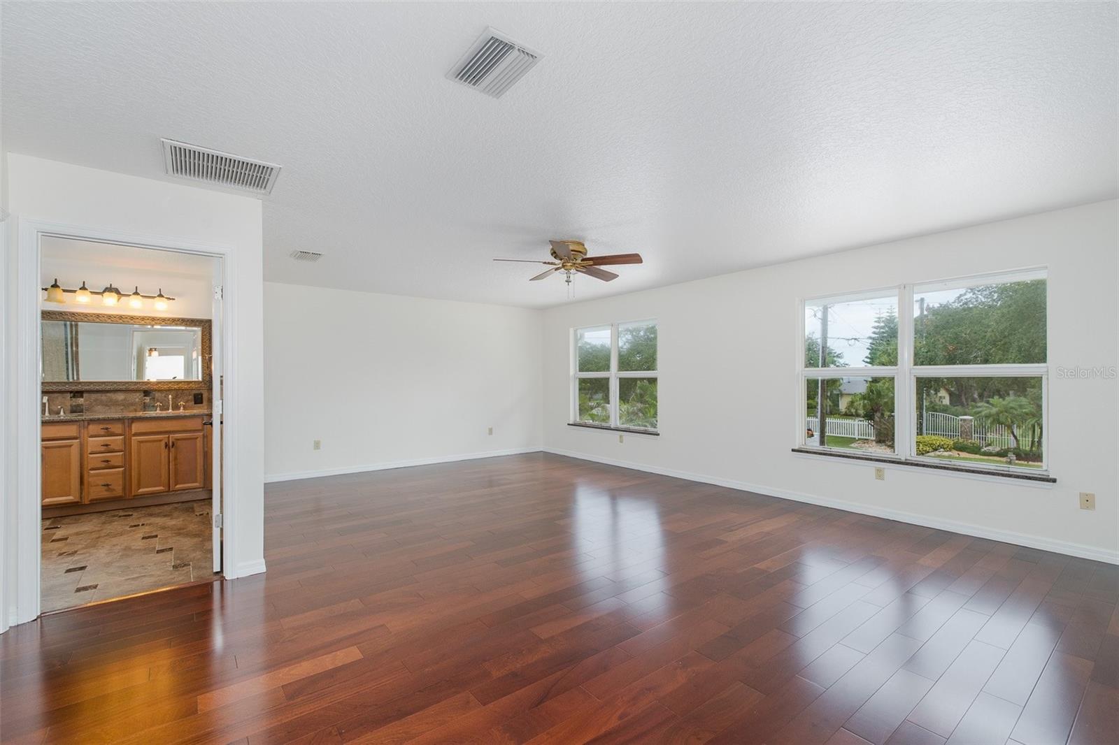 2030 GULFVIEW DR — photo 53