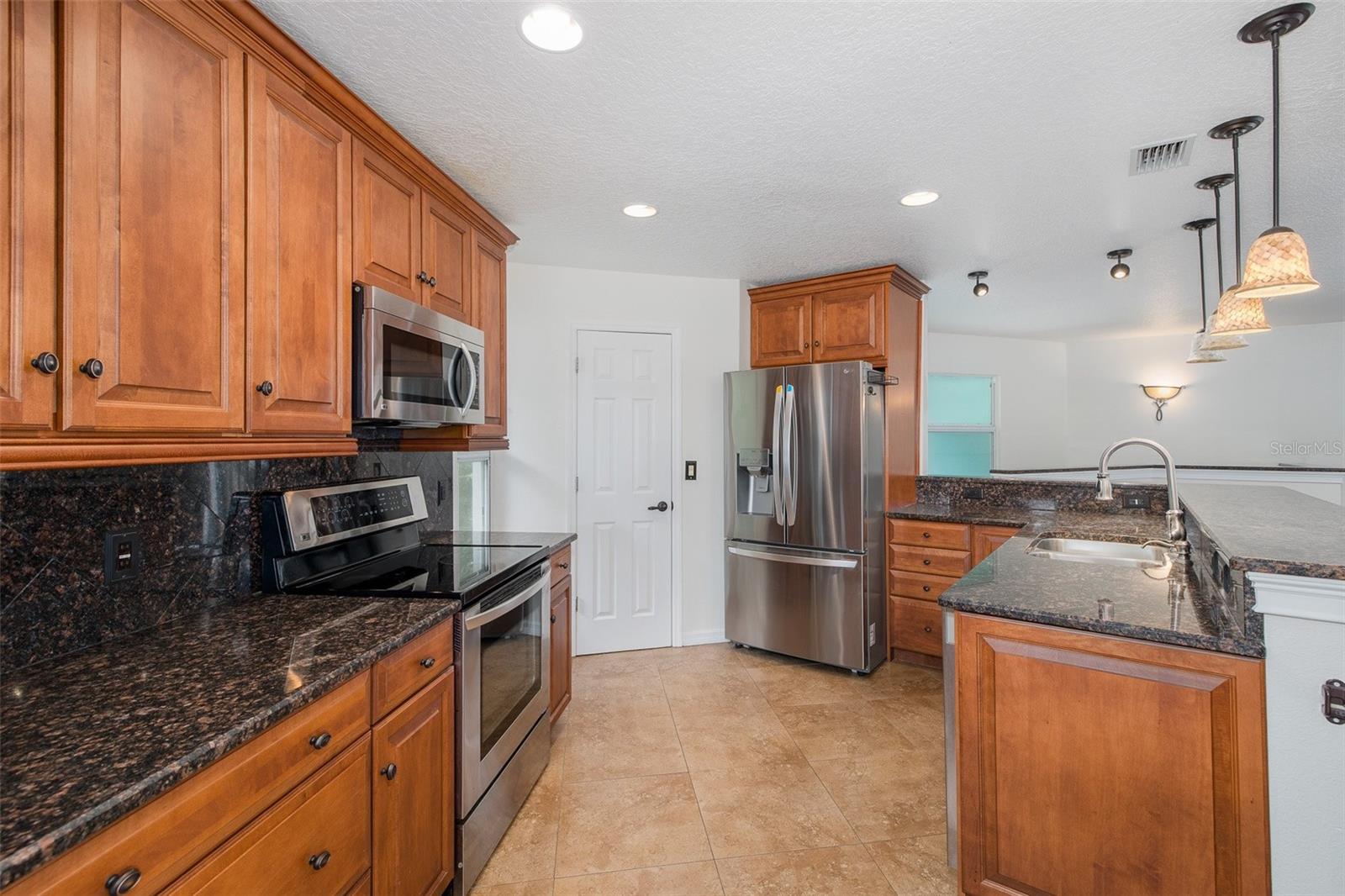 2030 GULFVIEW DR — photo 44