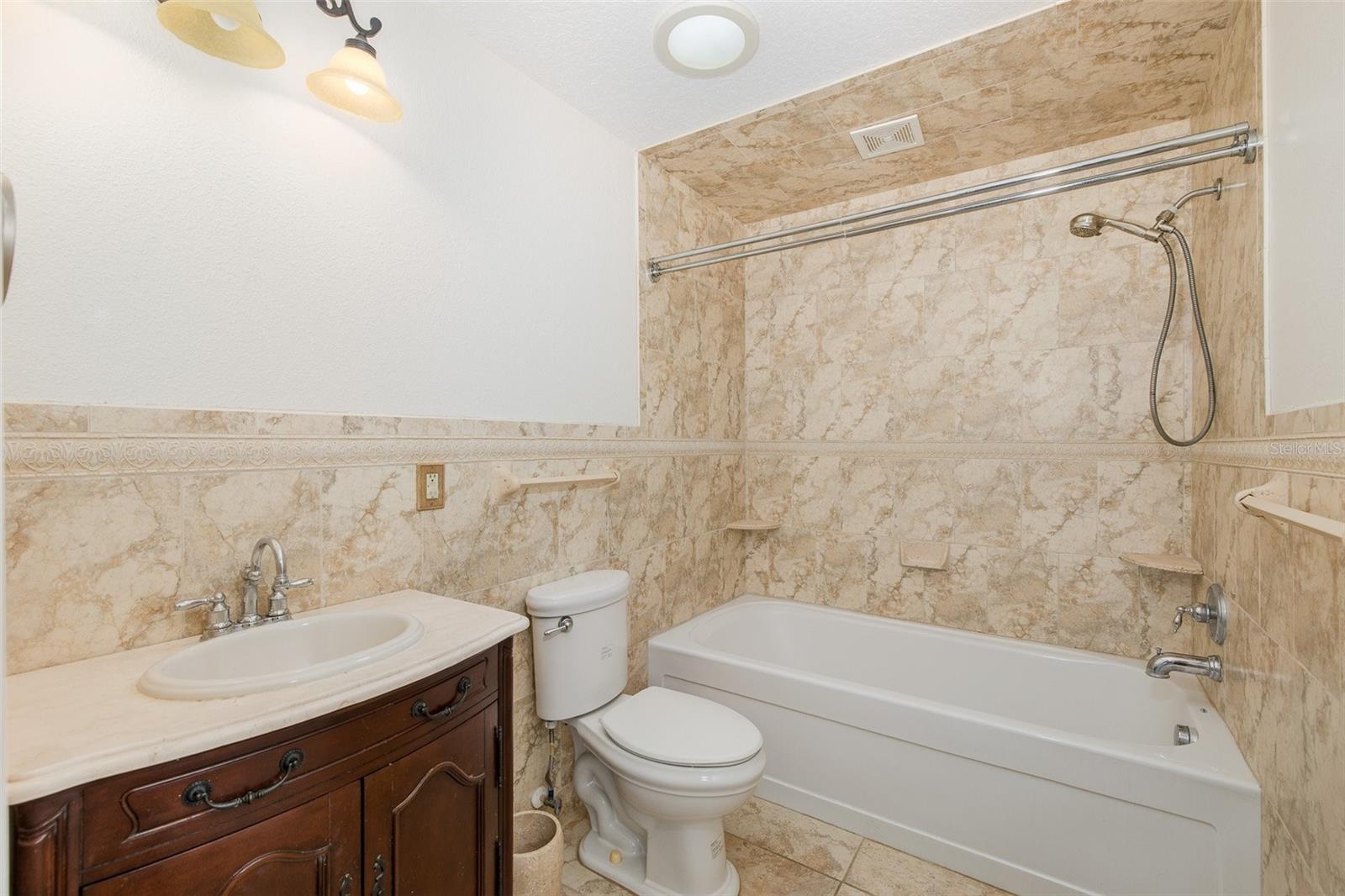 2030 GULFVIEW DR — photo 40