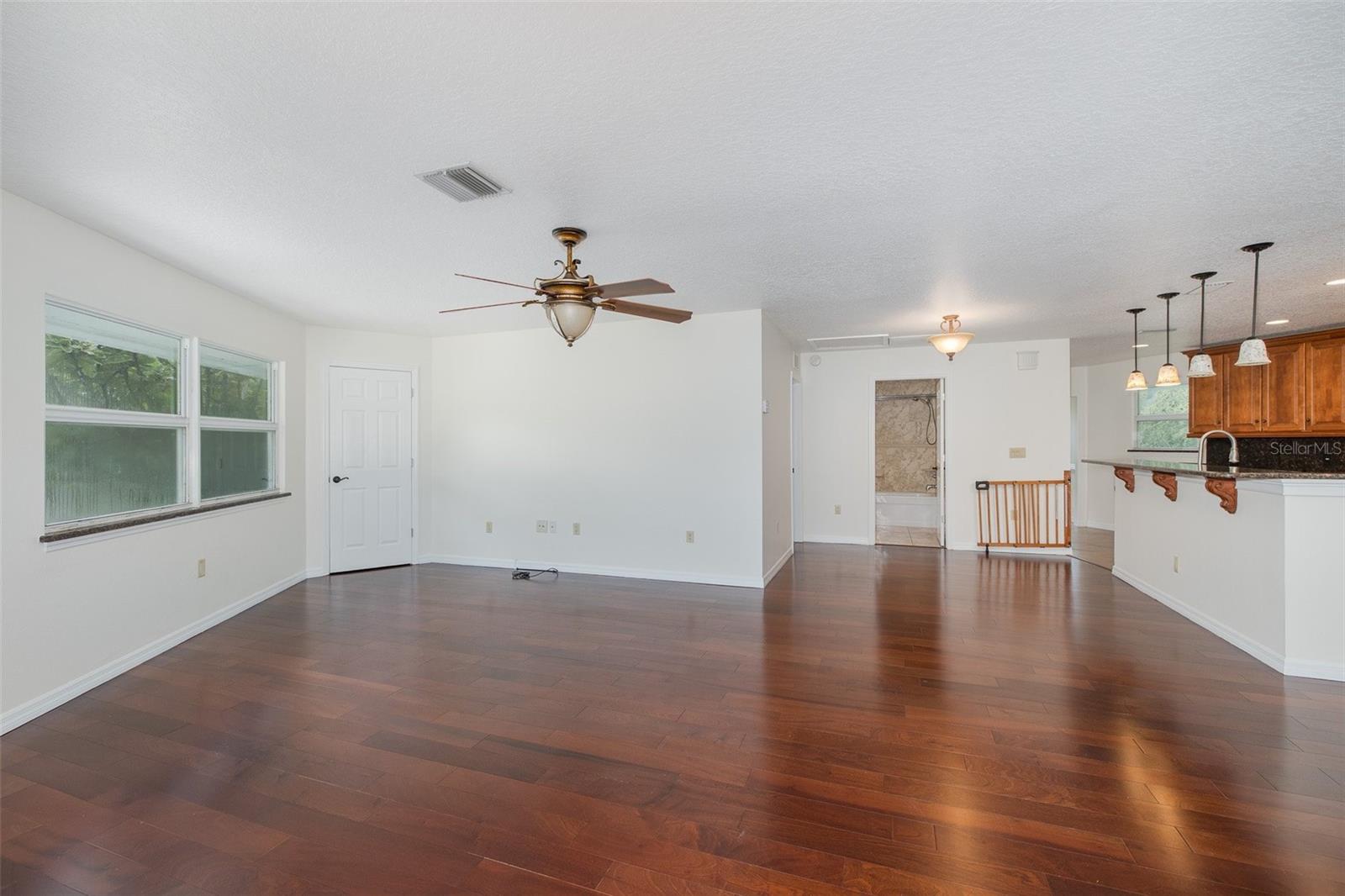 2030 GULFVIEW DR — photo 39