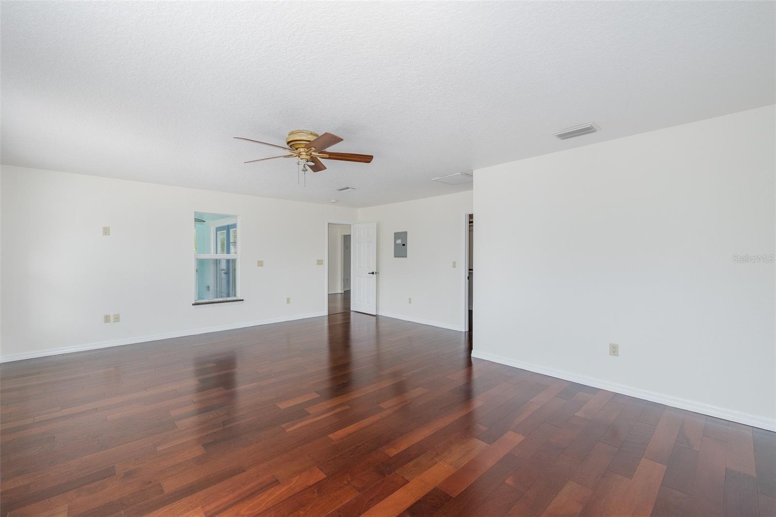 2030 GULFVIEW DR — photo 59